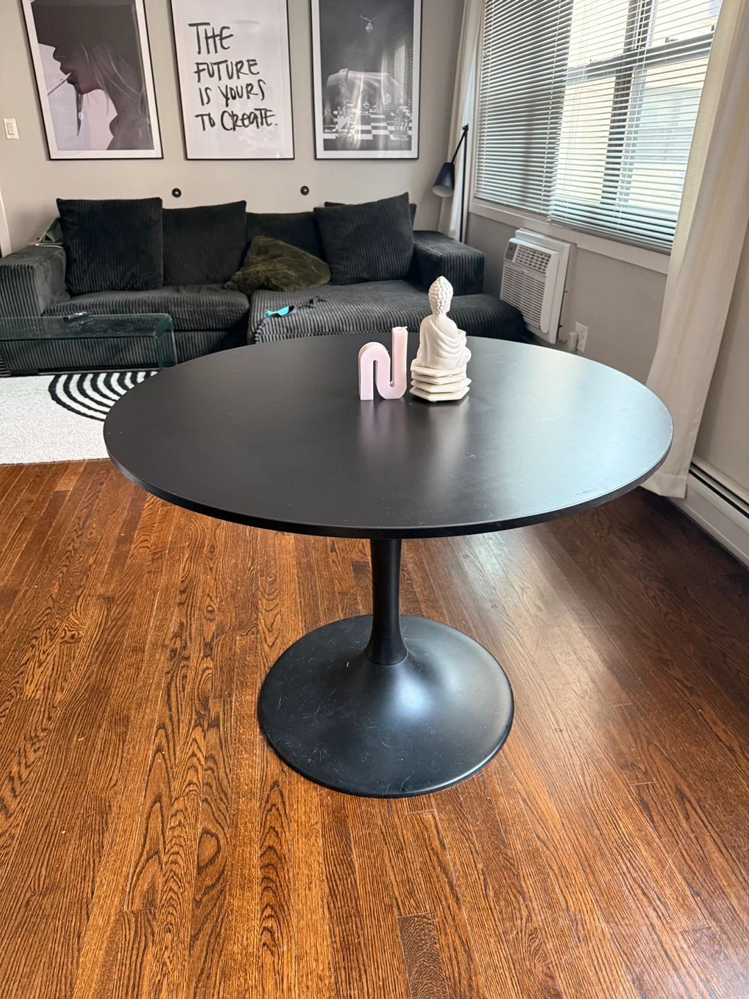 Black Round Tulip Pedestal Dining Table