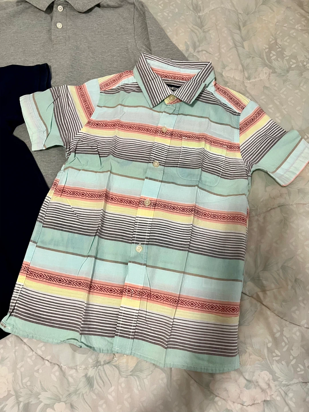 OshKosh B'gosh Boys' Striped Button-Up Shirt Size 8