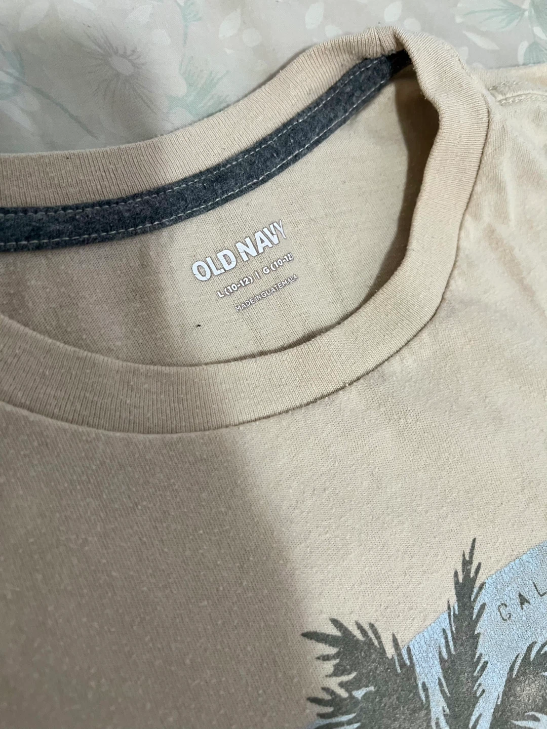 Bundle of 4 Old Navy Kids T-Shirts (10-12) - photo 4