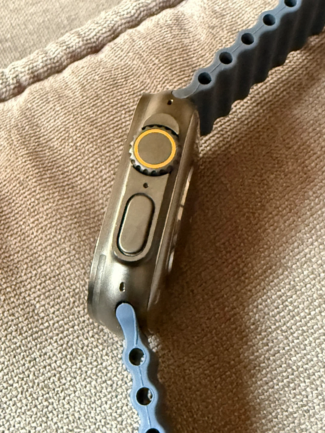 Apple Watch Ultra 3 with Blue Band - photo 5