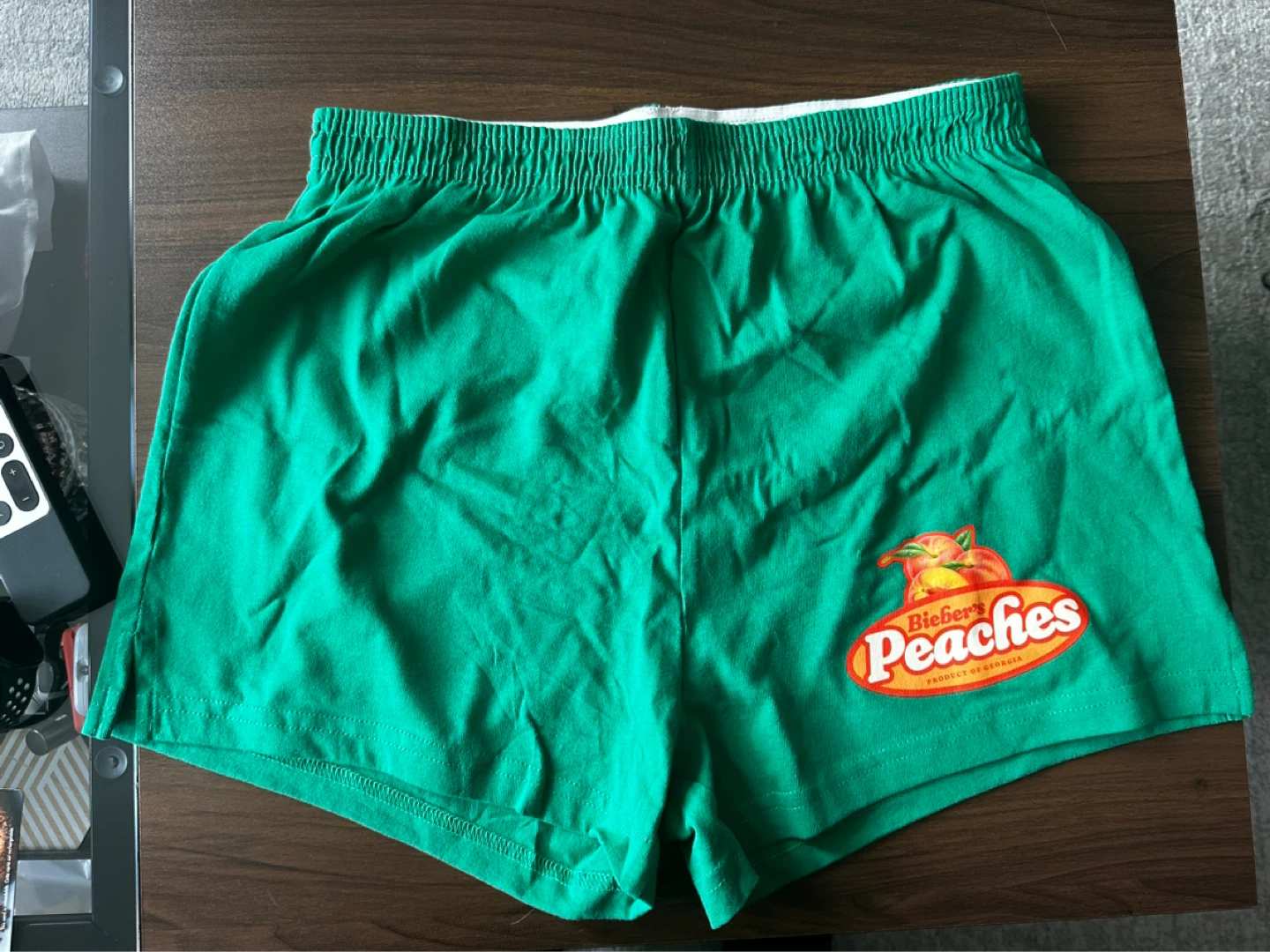 Justin Bieber's Peaches Crop Top & Shorts Set - photo 3