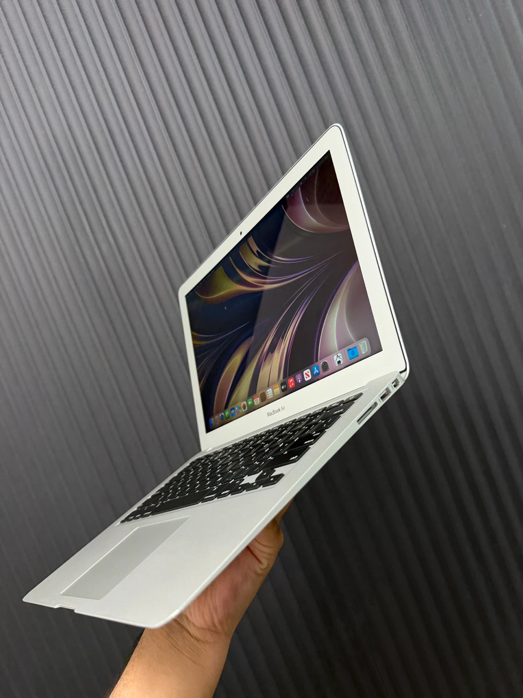 Apple MacBook Air (13-inch, 2017) - photo 3