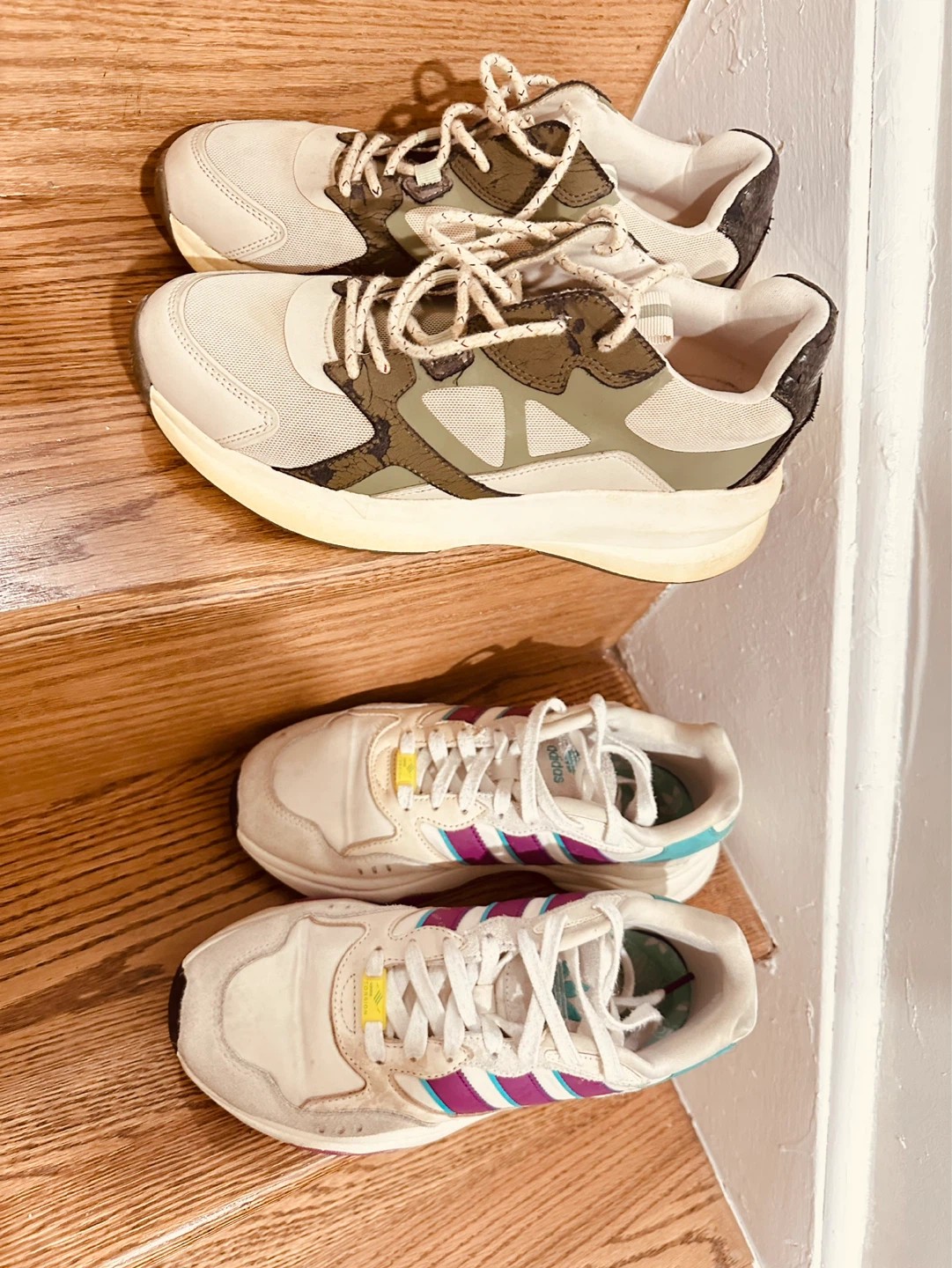 2 shoes for 15 dolllora Adidas ZX Flux & Adidas Sneakers - photo 3