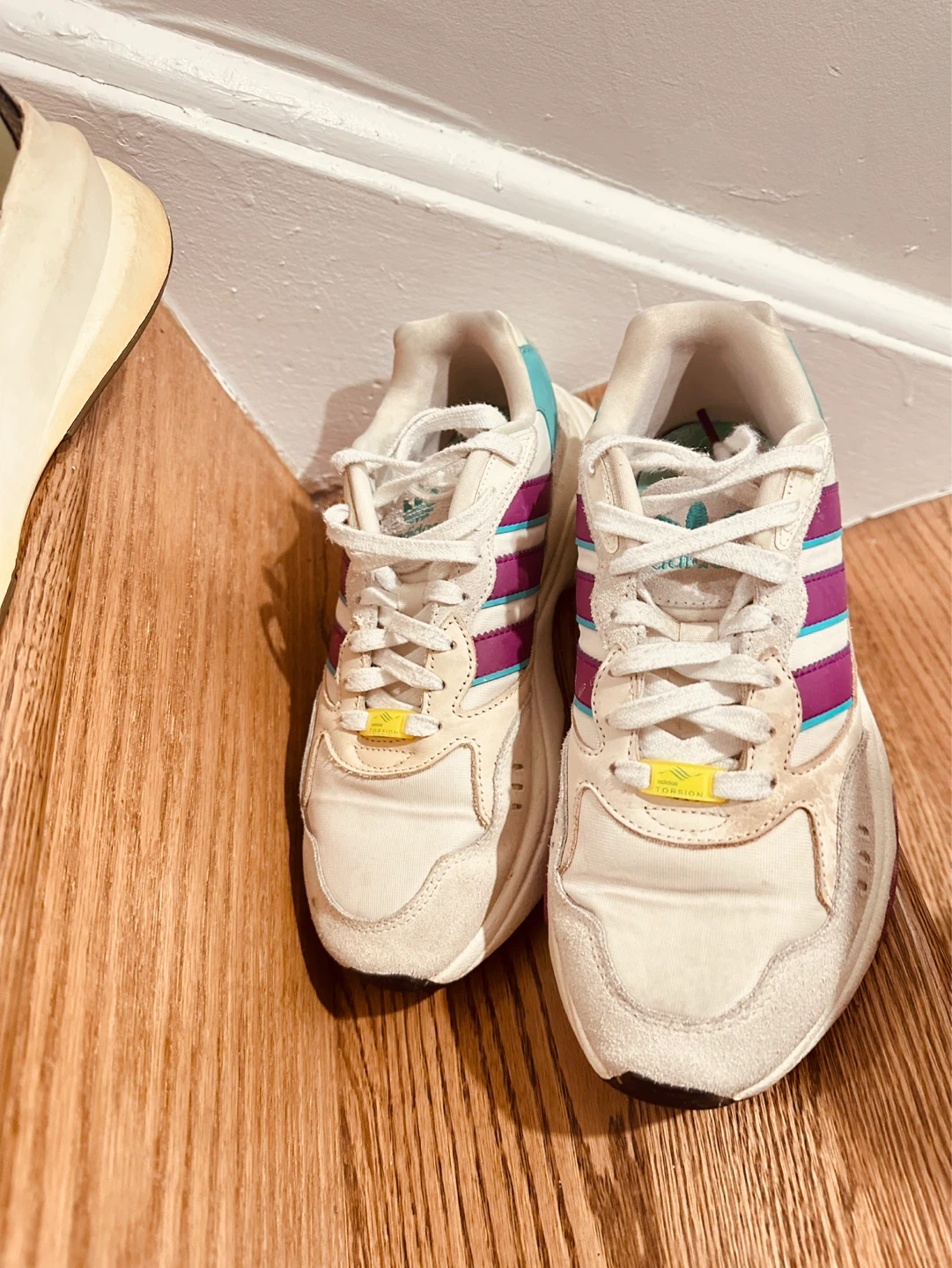 2 shoes for 15 dolllora Adidas ZX Flux & Adidas Sneakers - photo 4