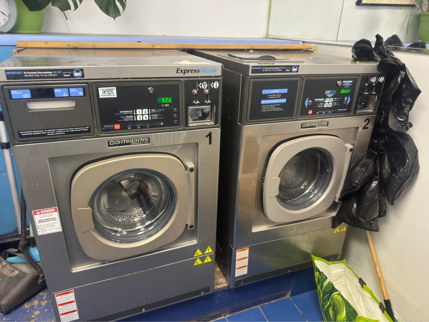 Continental ExpressWash Commercial Washing Machine