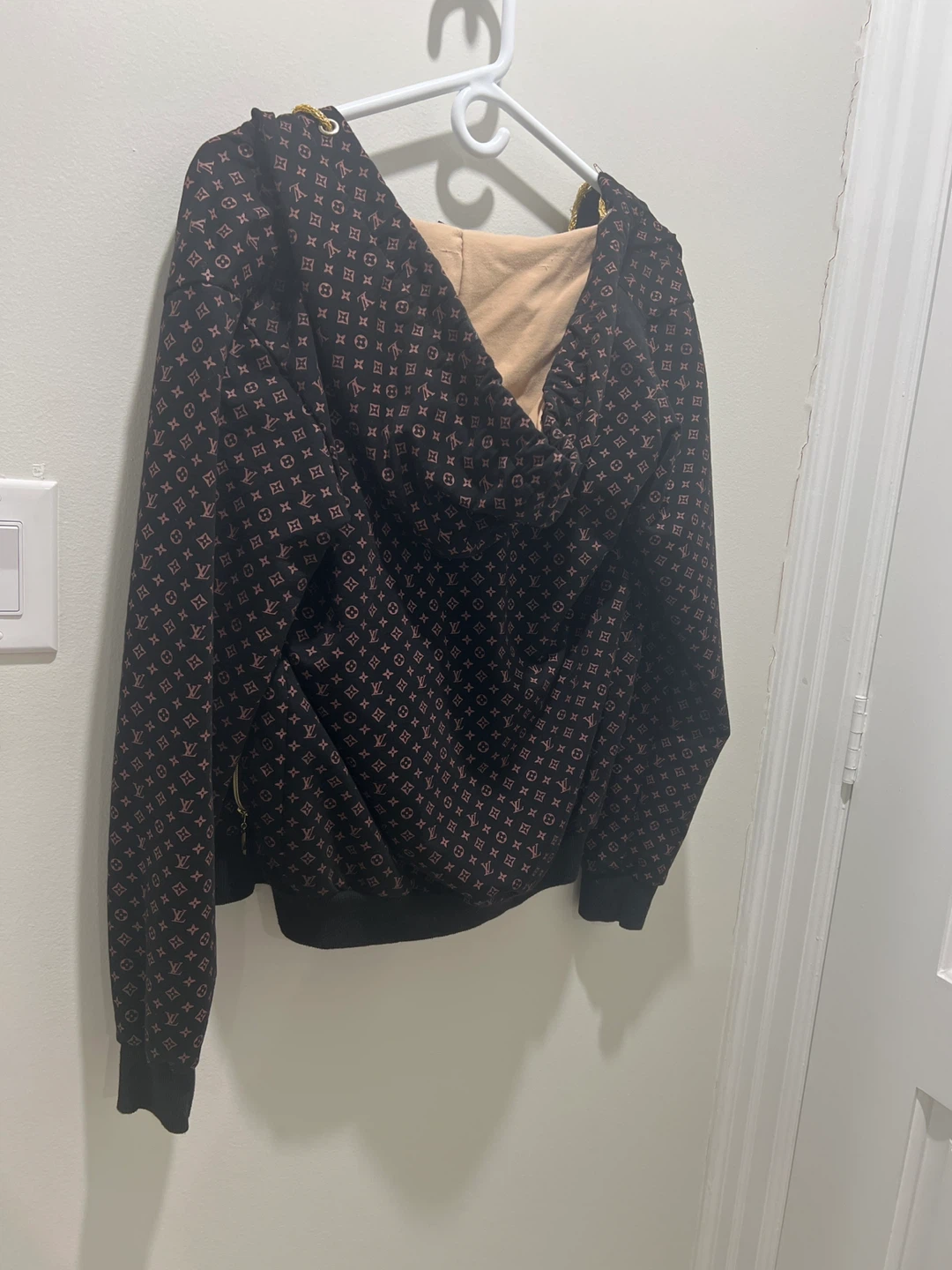 Louis Vuitton Monogram Hoodie - photo 3
