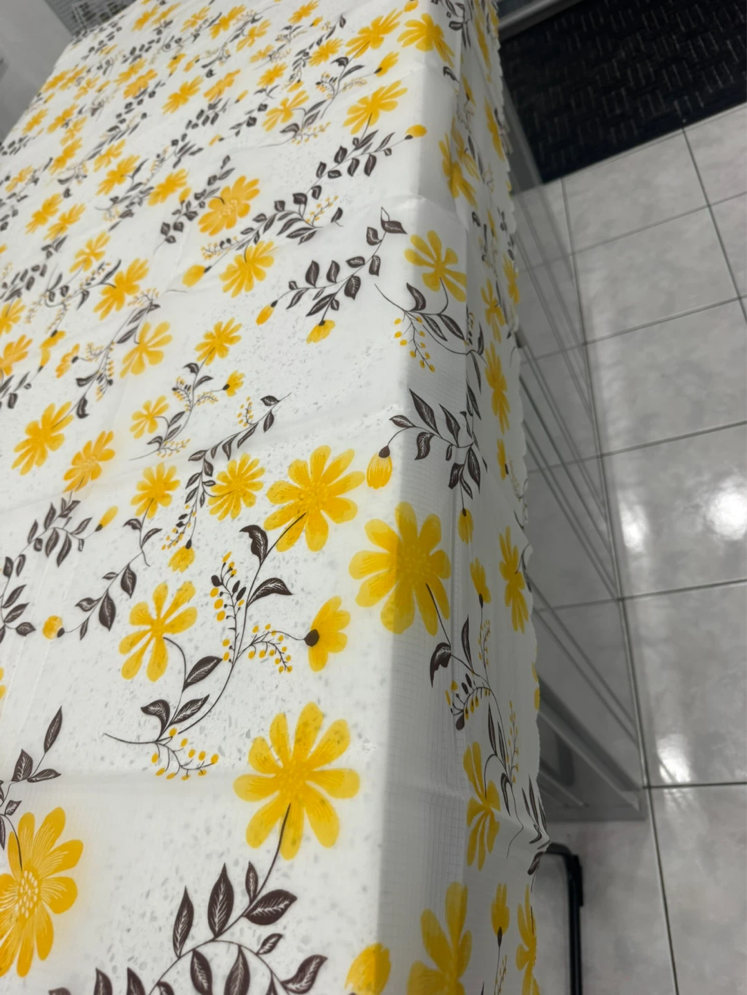 Floral Print Tablecloth - photo 4