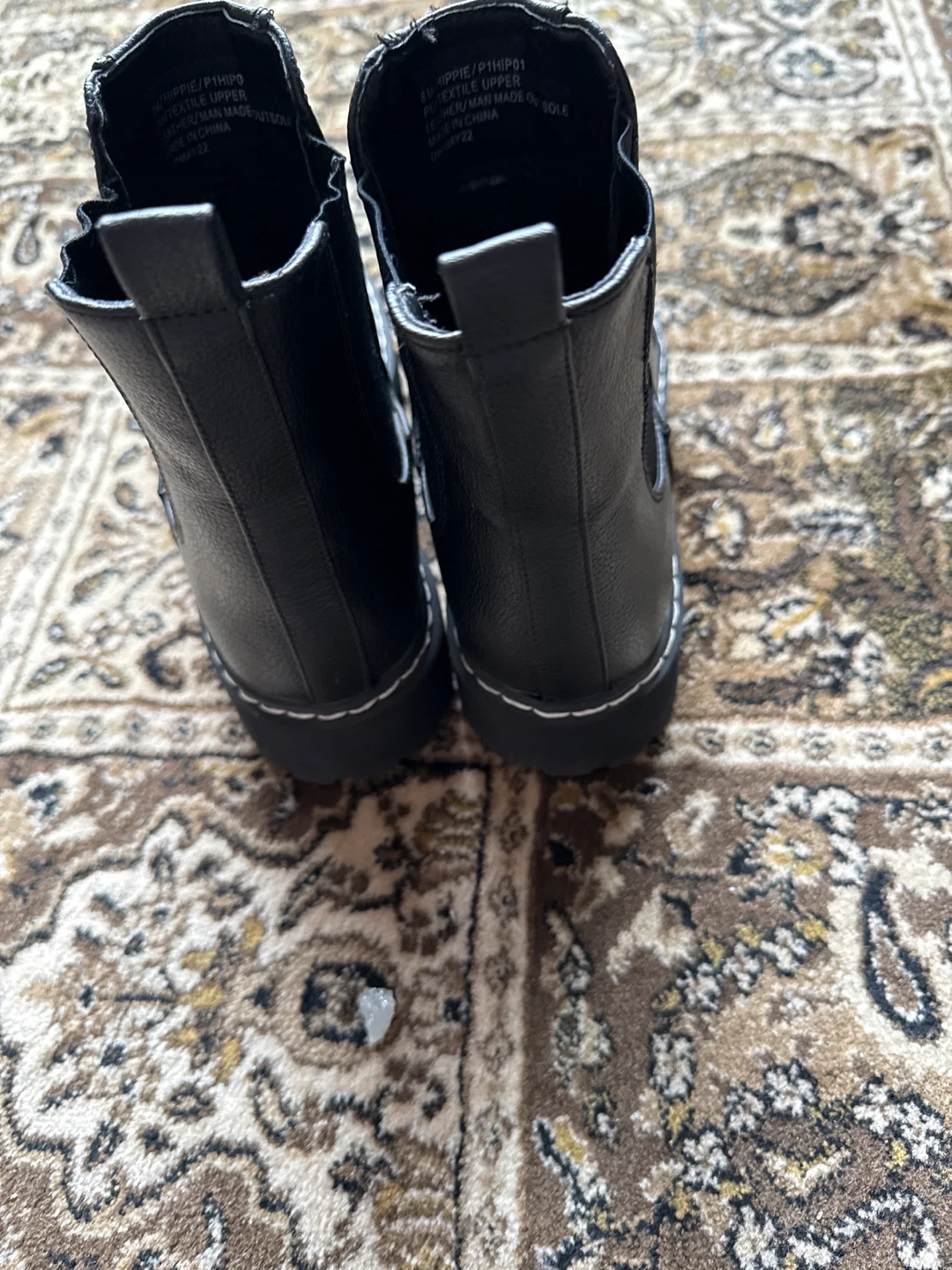 Black Chelsea Boots Size 8 - photo 4