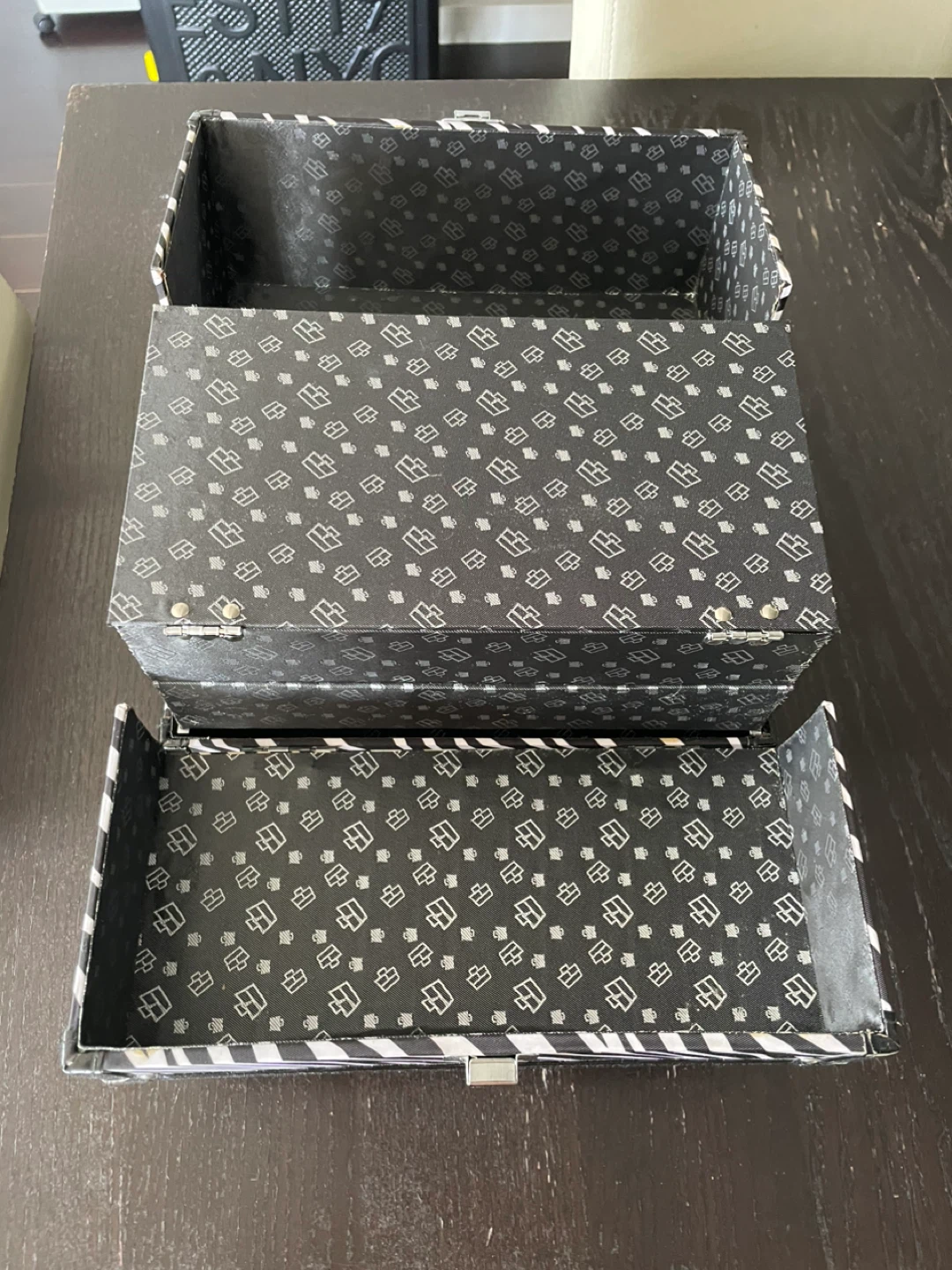 Cosmetic Train Case - photo 4