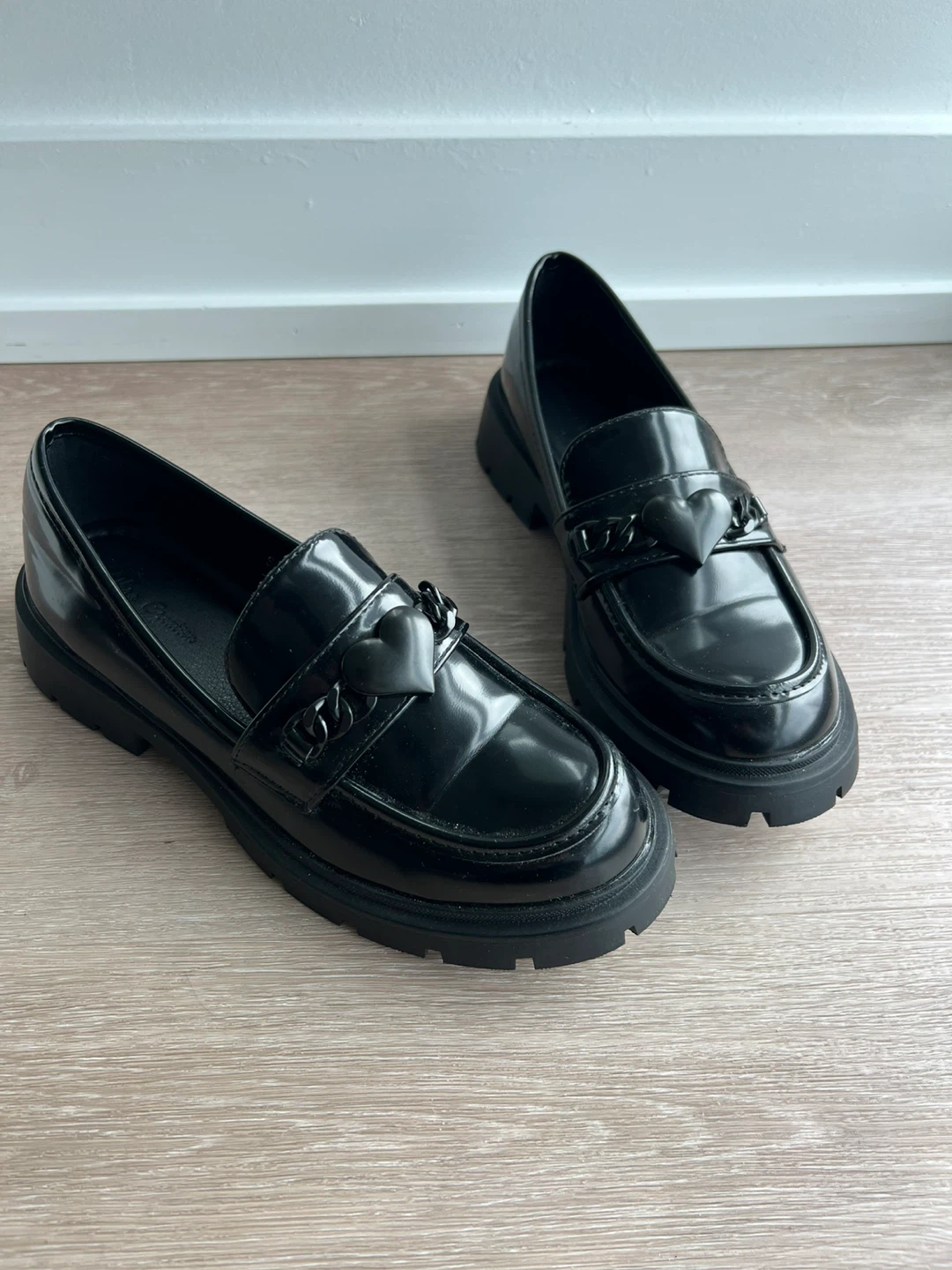 Black Heart Loafers - Size 6.5