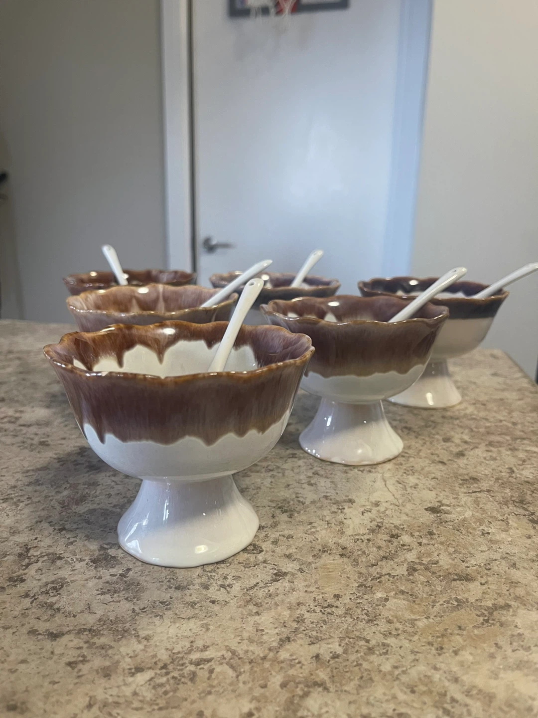 Set of 6 Dessert Bowls with Spoons