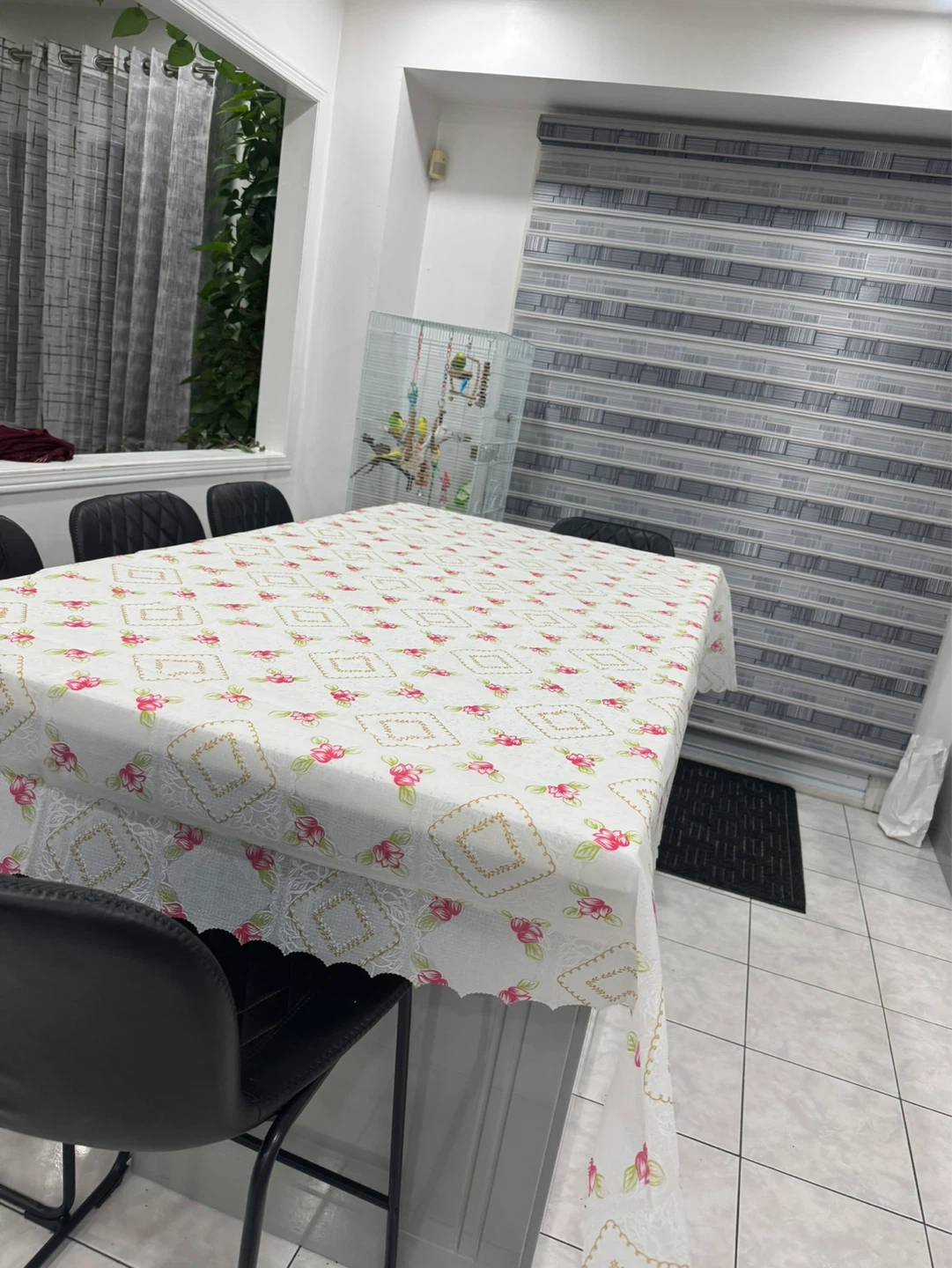 White floral print tablecloth - photo 4
