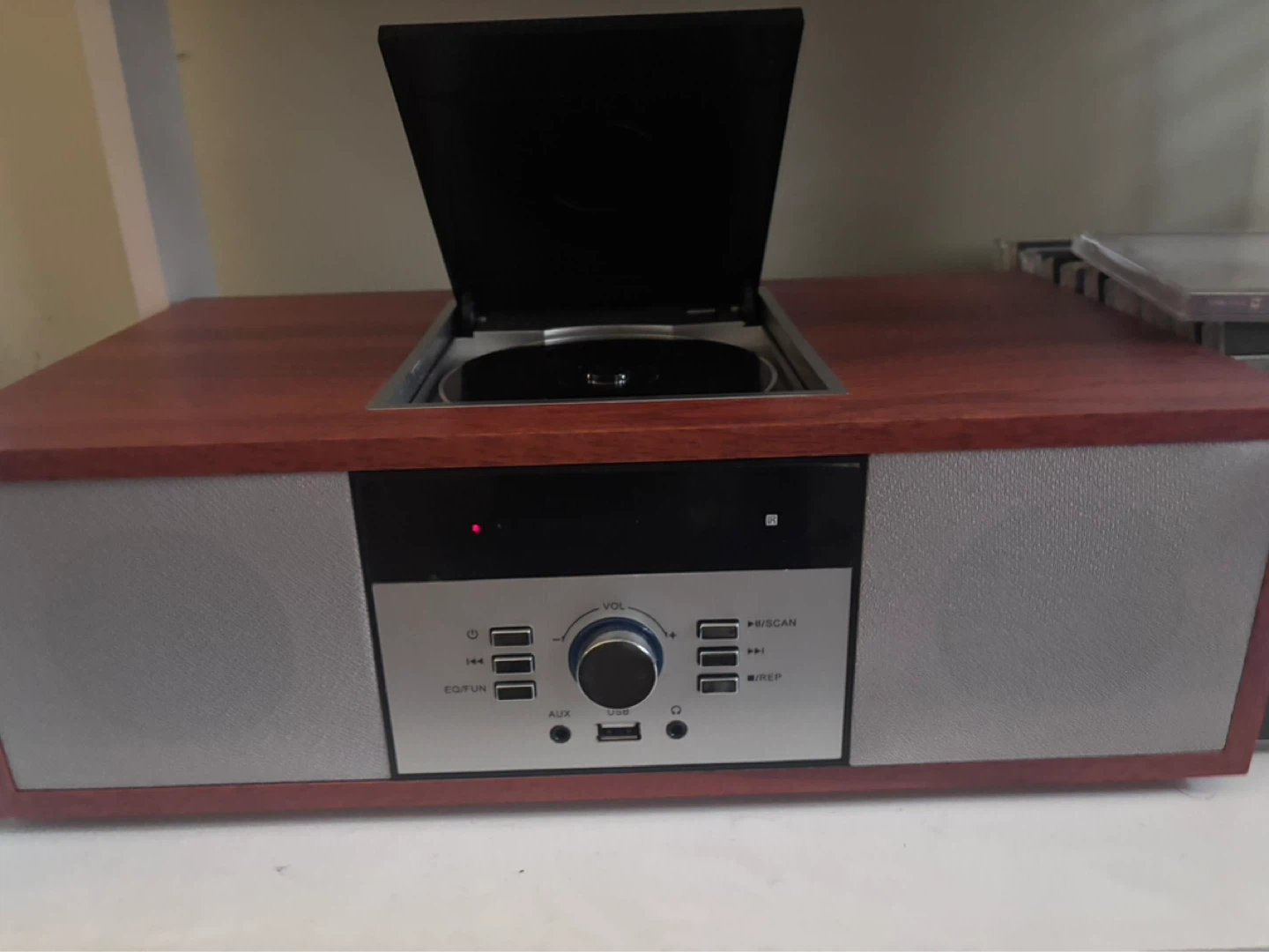 WISCEXT CD Player Boombox