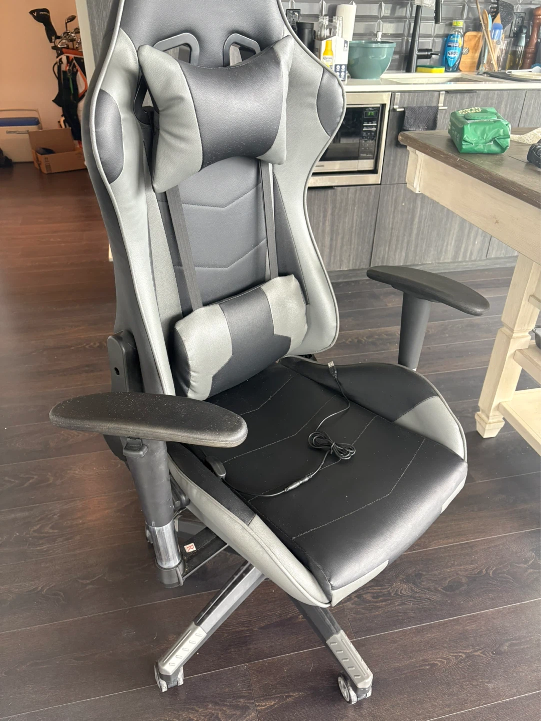 Farini black and grey gaming chair with lumbar massager - photo 3