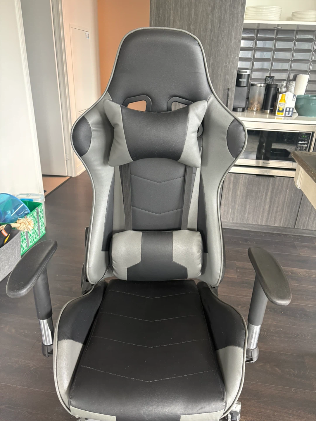 Farini black and grey gaming chair with lumbar massager - photo 5