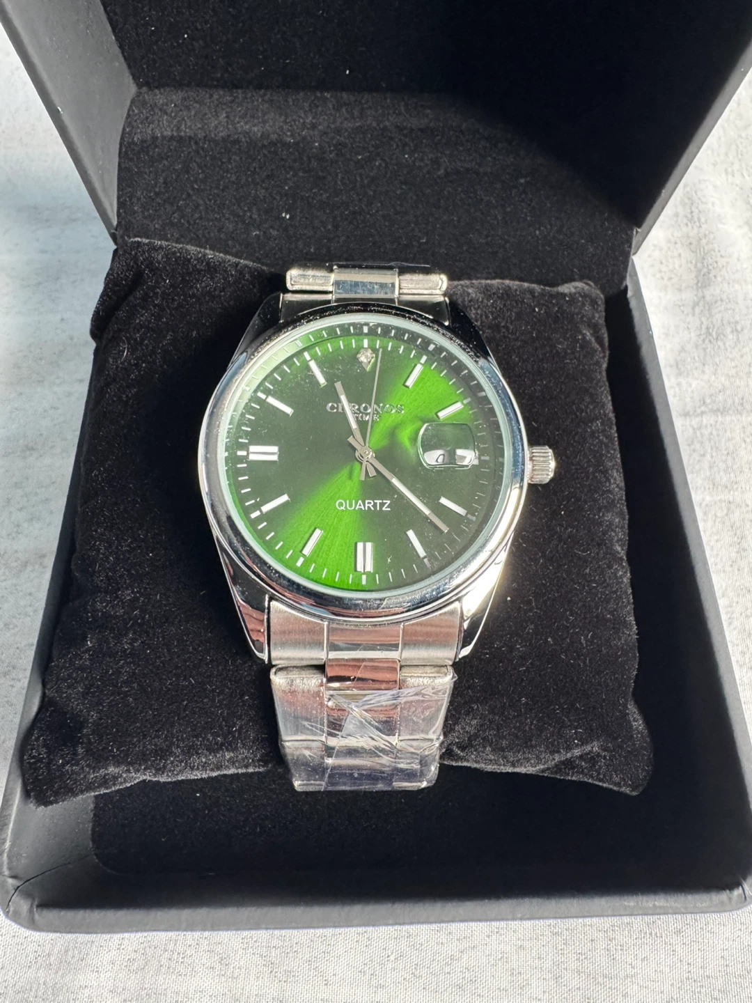 Elegant Green Dial Quartz Watch – Stainless Steel + Gift Box - photo 3