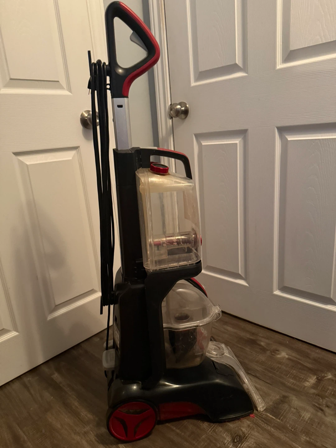 Hoover Elite Carpet Cleaner - photo 3