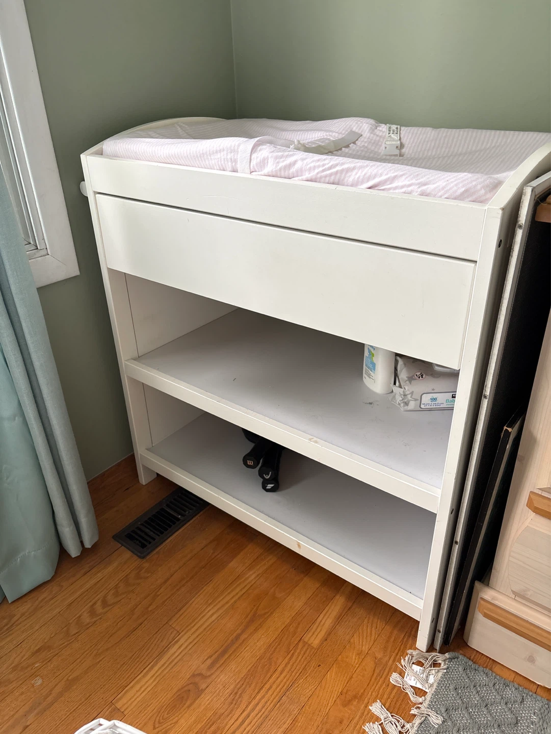 White Baby Changing Station with Shelves - photo 2
