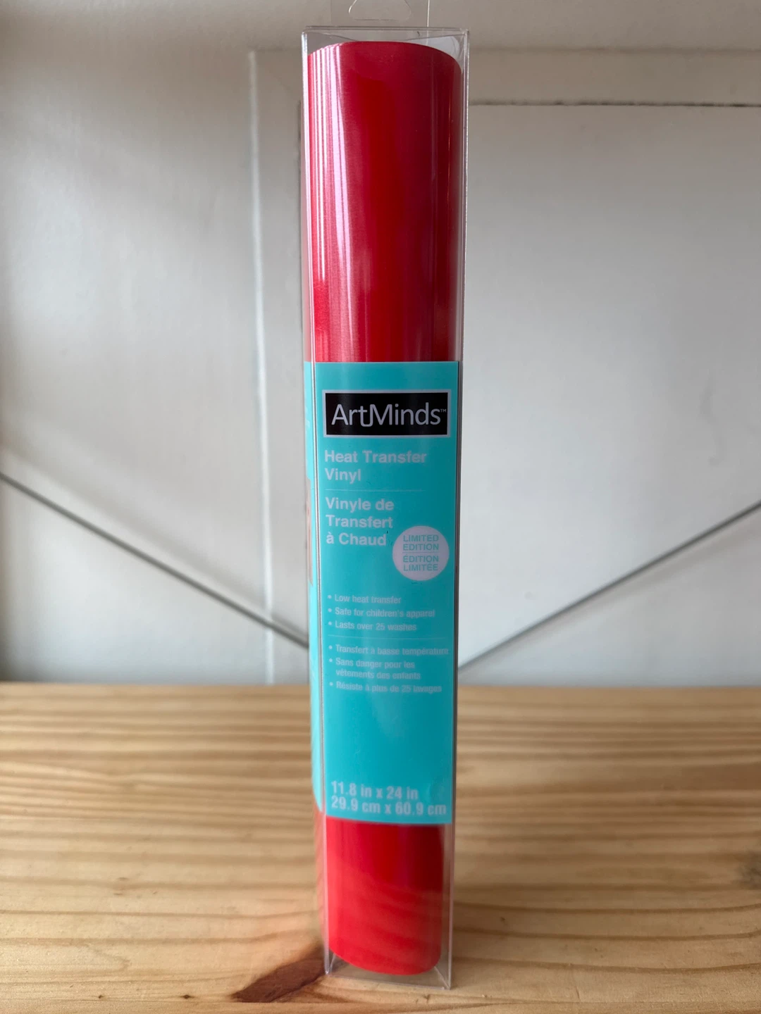 ArtMinds Heat Transfer Vinyl - Red