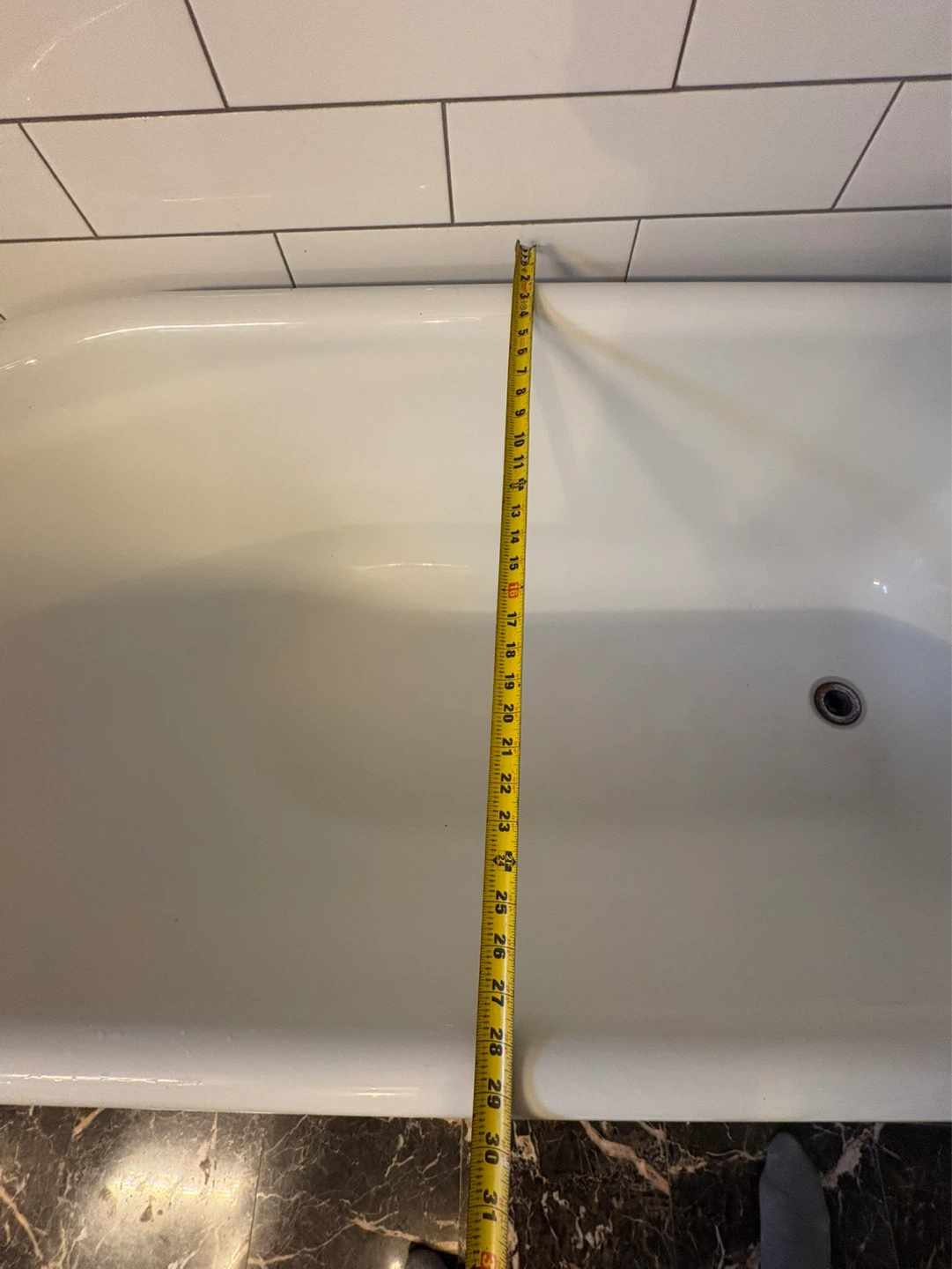 Clawfoot Bathtub - Vintage Style - Acrylic/Fiberglass - photo 4