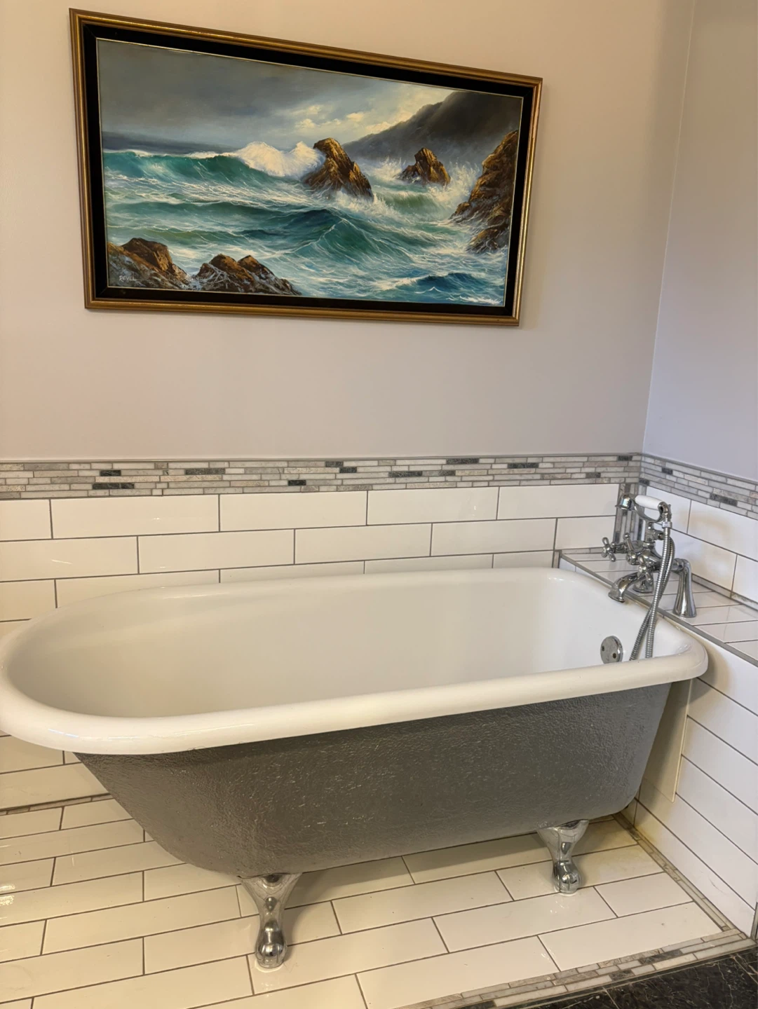 Clawfoot Bathtub - Vintage Style - Acrylic/Fiberglass