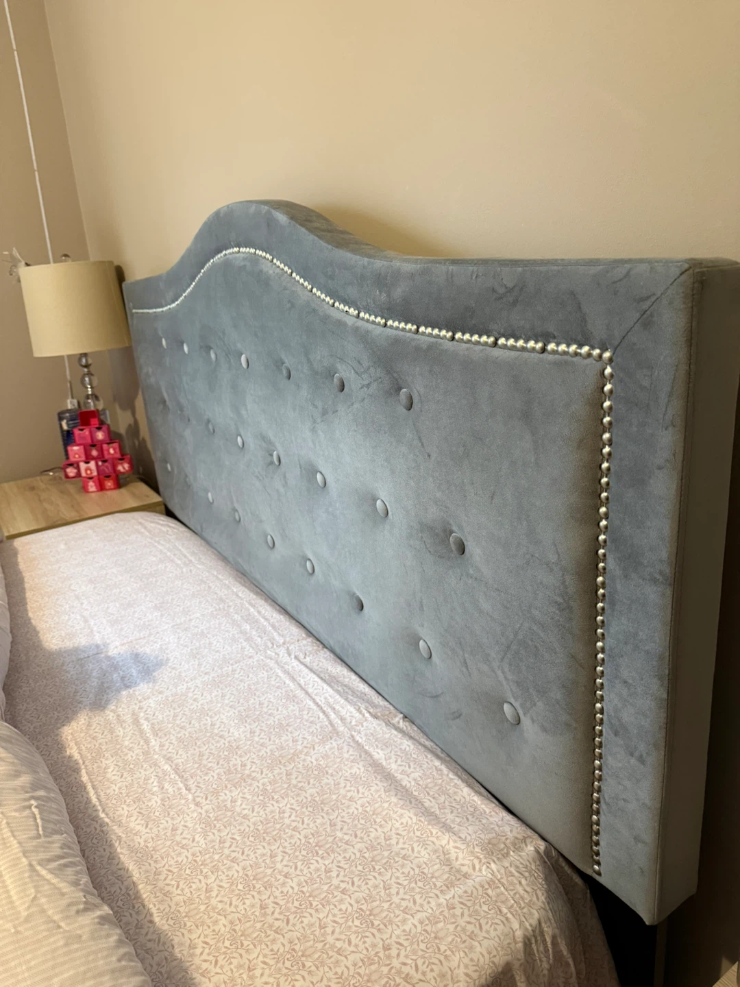 Grey Velvet Tufted Headboard Bed Frame - photo 2