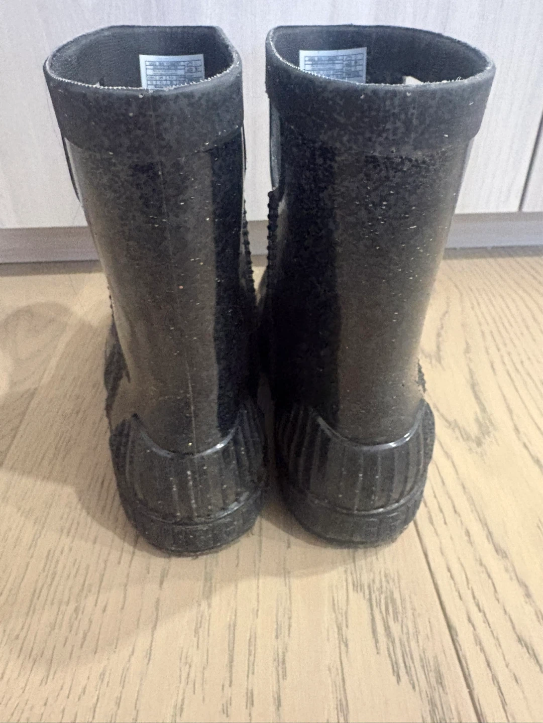 UGG Black Glitter Rain Boots - size 12 kids - photo 3
