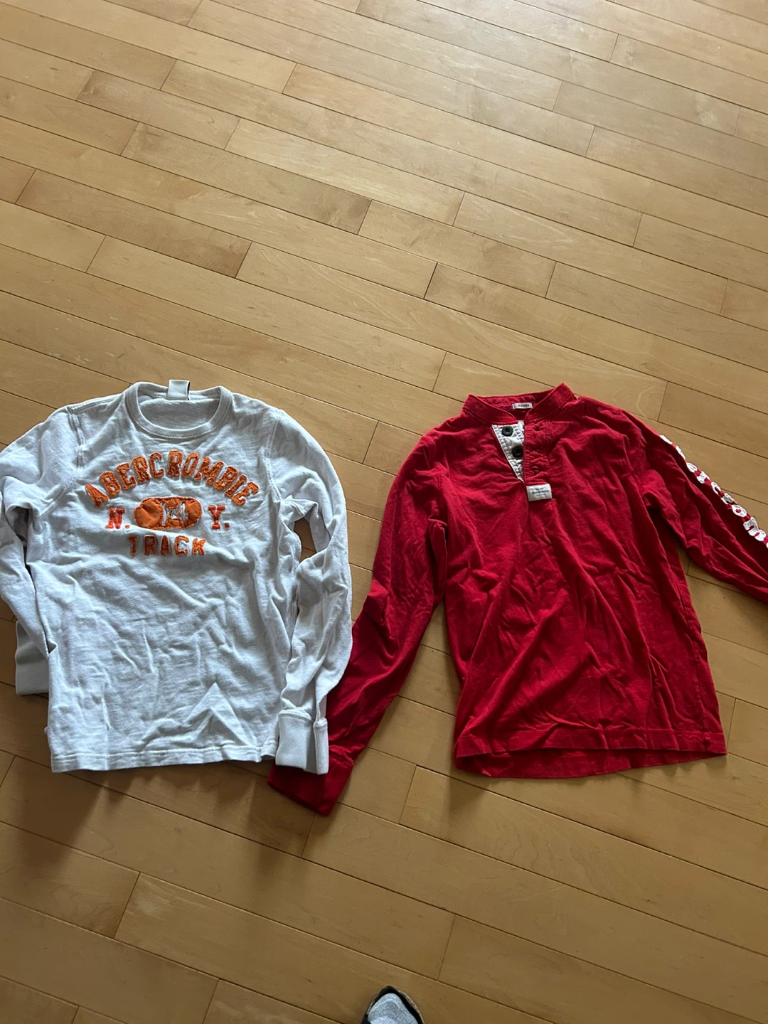 Abercrombie Kids Long Sleeve Shirts (2) - Size XL