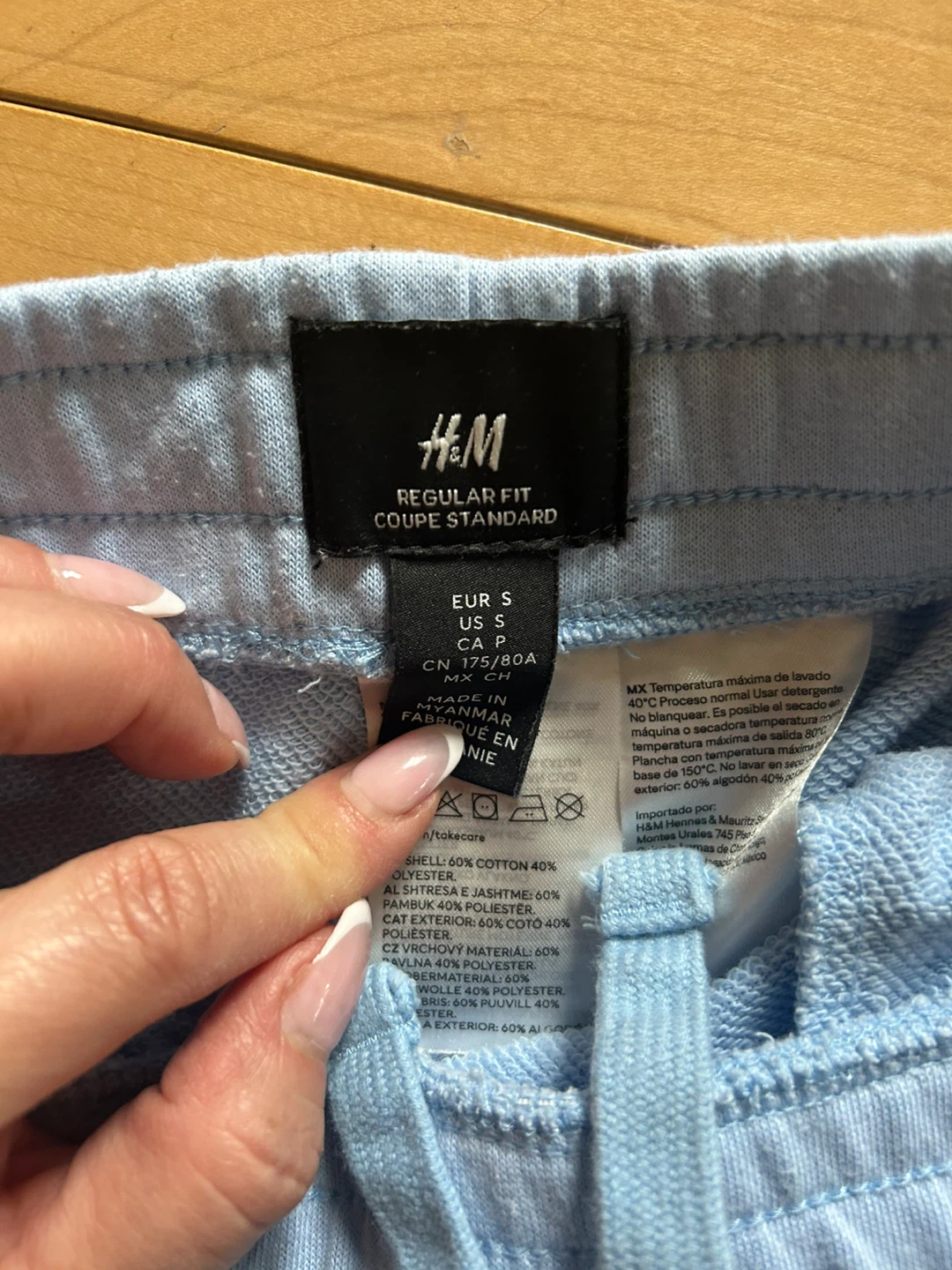 H&M Regular Fit Light Blue Sweatshorts Size S - photo 2