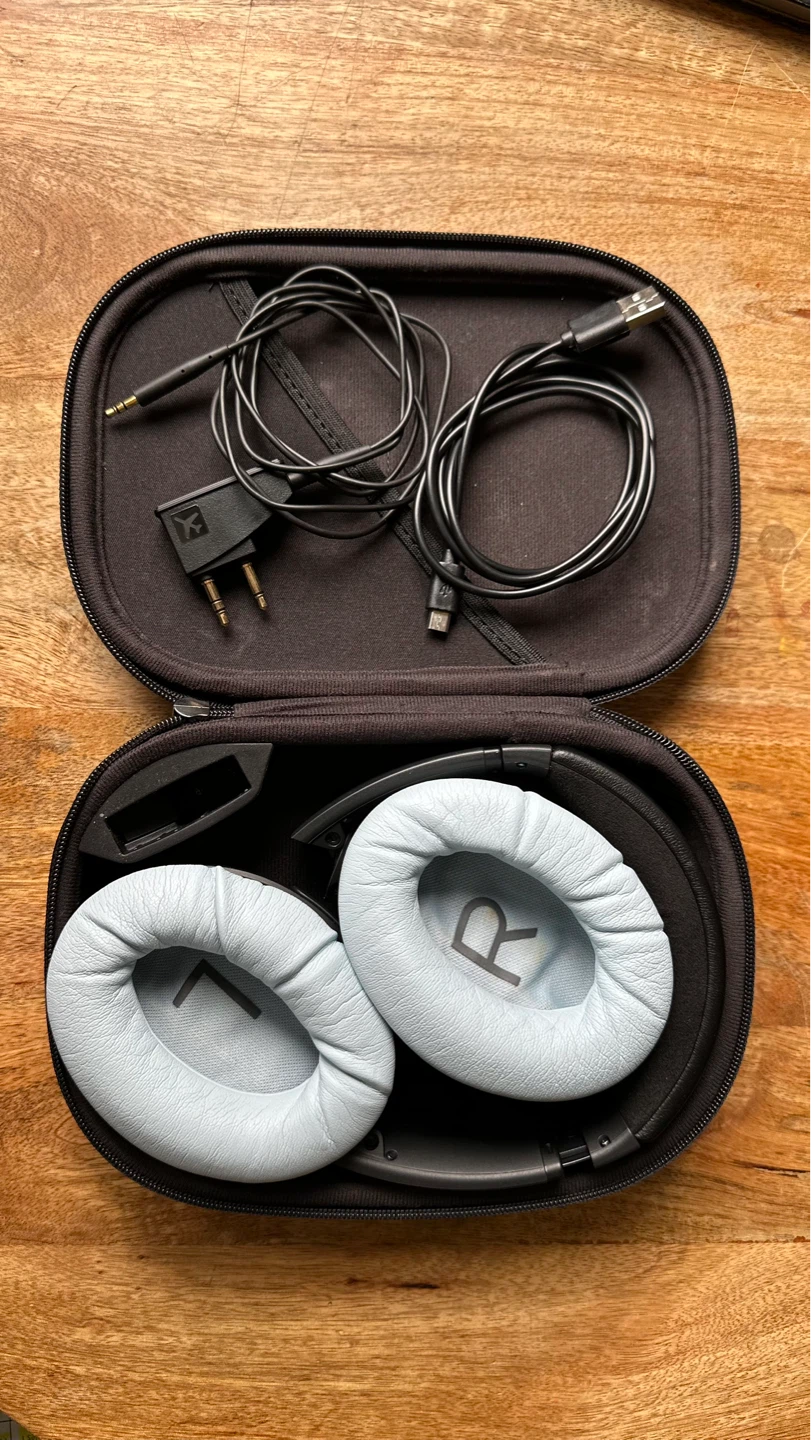 Bose QuietComfort 35 II Noise Cancelling Headphones