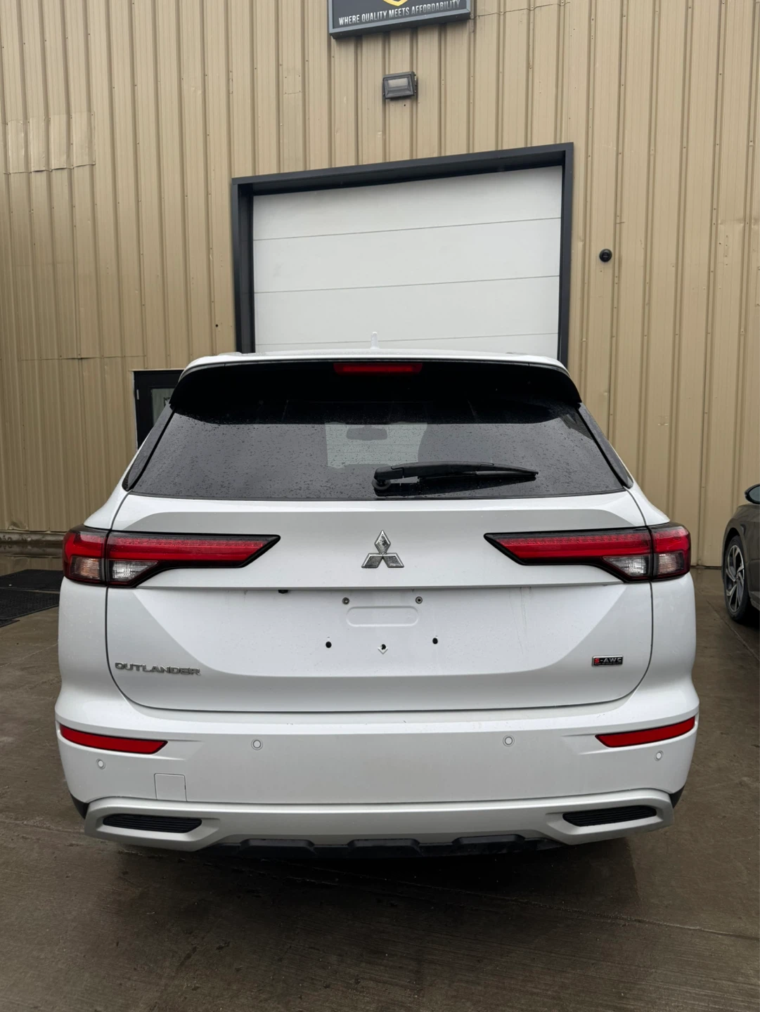 2023 Mitsubishi Outlander S-AWC AWD - photo 3