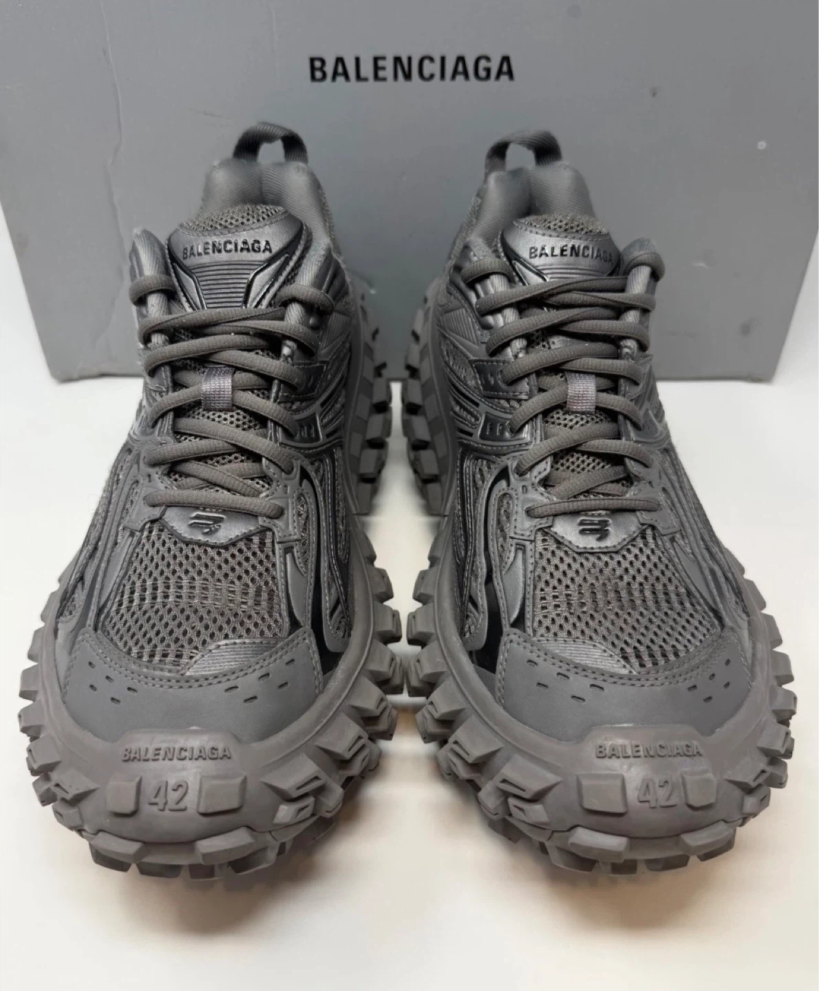 Balenciaga Bouncer Defender - photo 2