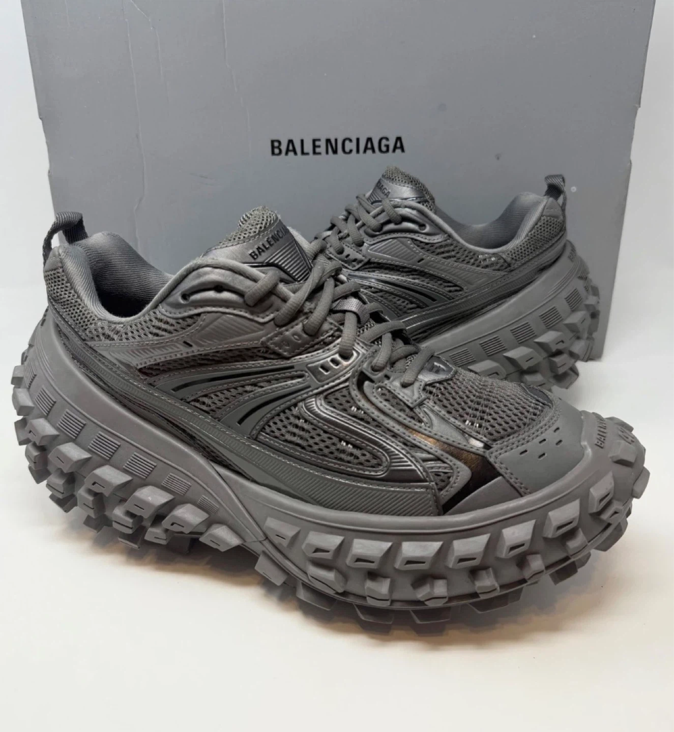 Balenciaga Bouncer Defender