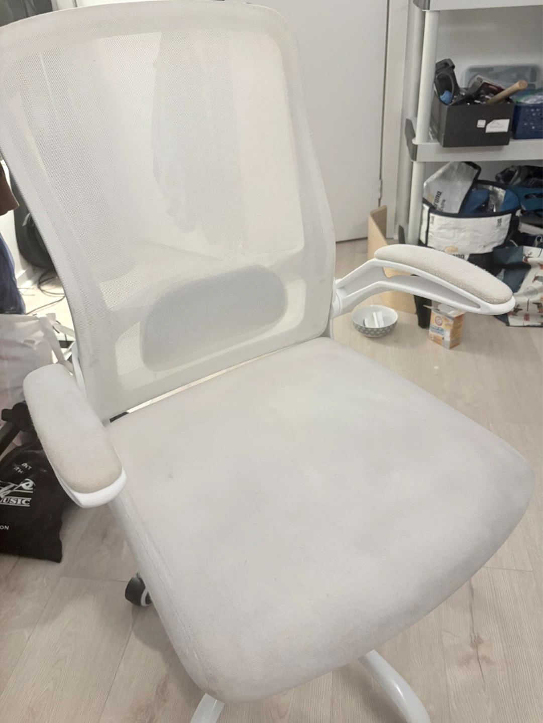 White Ergonomic Office Chair - photo 2