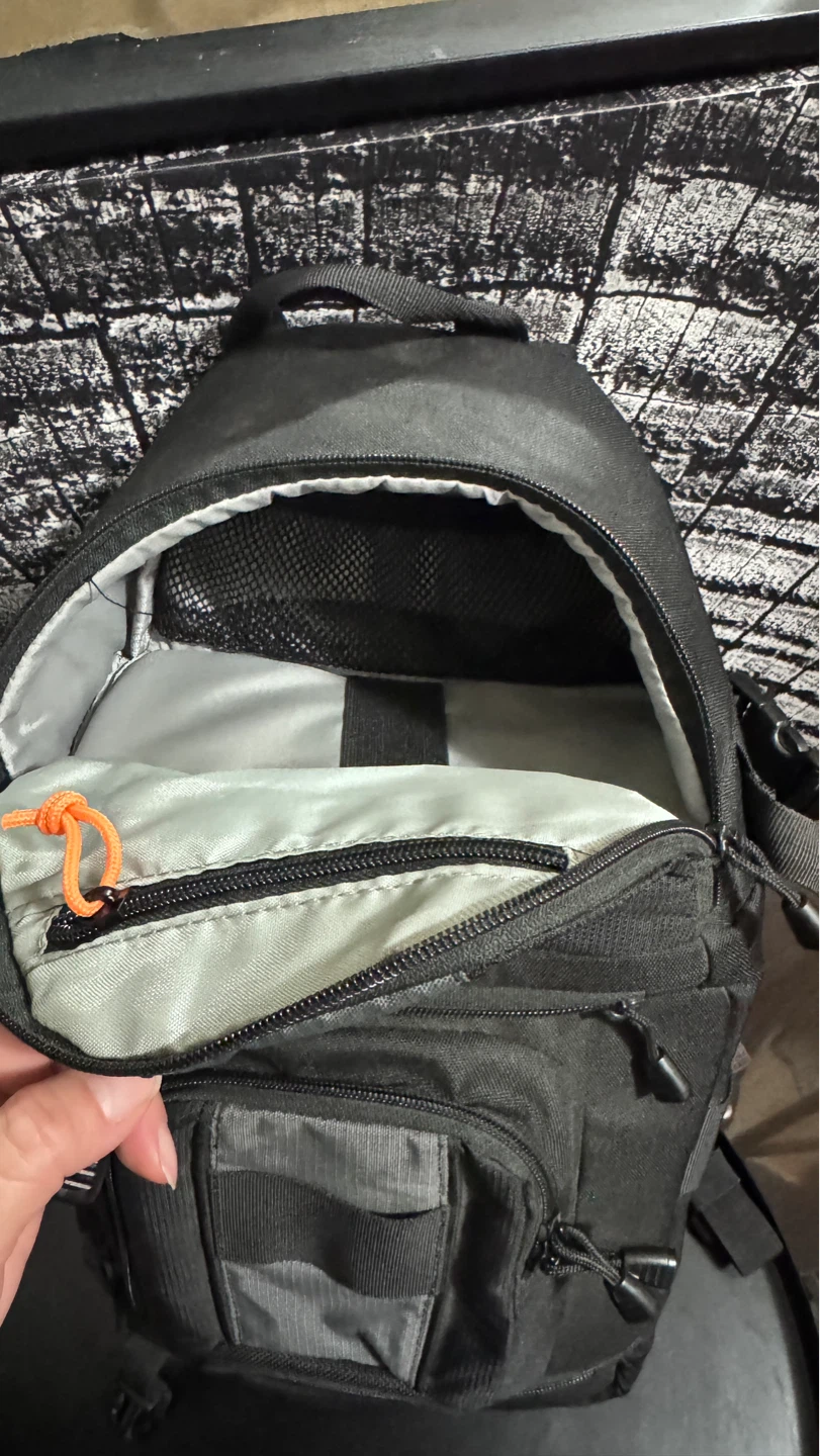 Lowepro SlingShot Camera Bag - photo 3