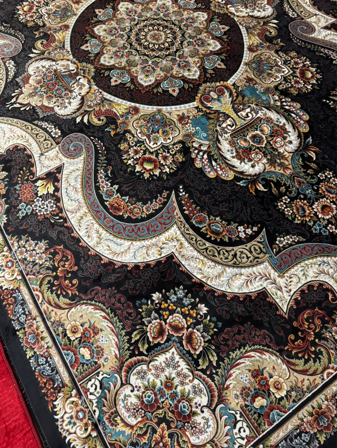 Persian Style Area Rug - photo 3