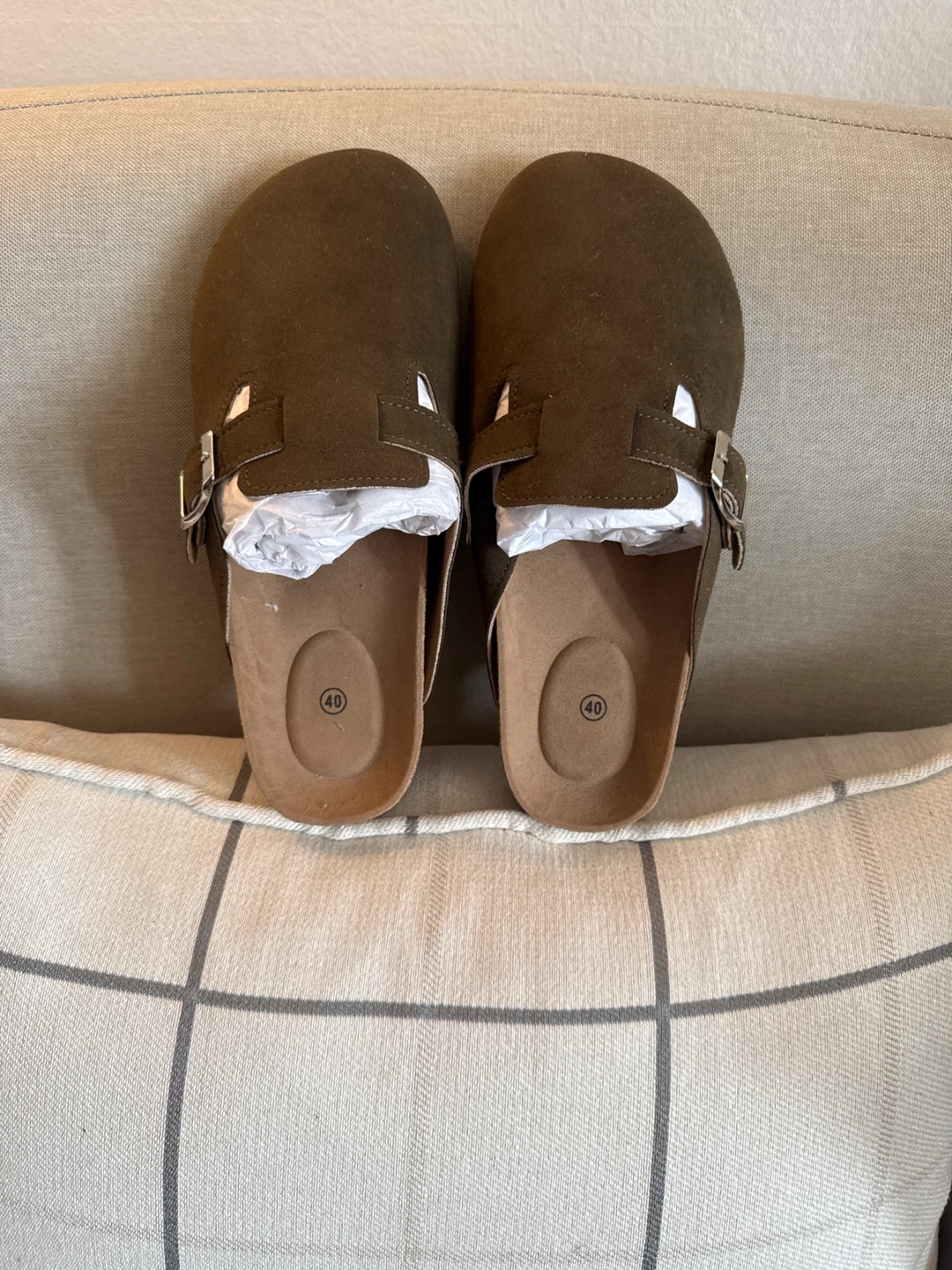 Cloggs - Suede Olive Green - Size 8.5