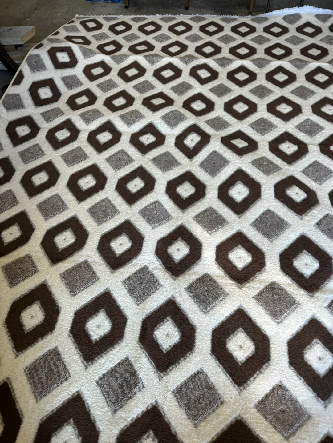 Geometric Area Rug - photo 3