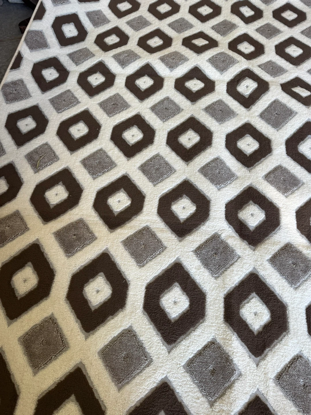 Geometric Area Rug - photo 4