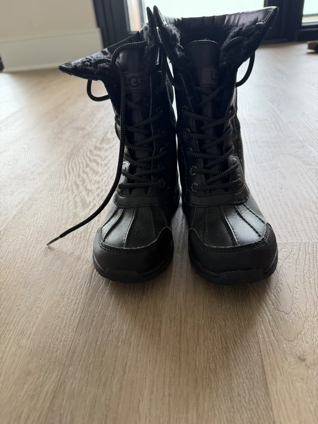 Authentic UGG Black Winter Boots (size US 13 - photo 3