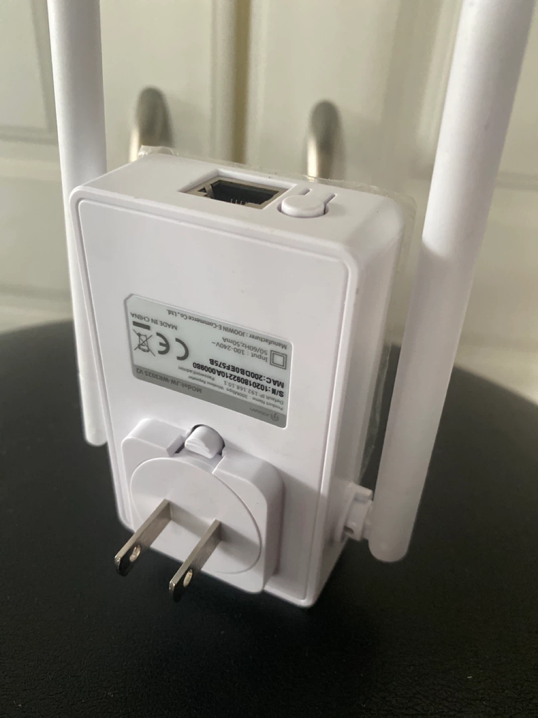 UimooR WiFi Range Extender - photo 2