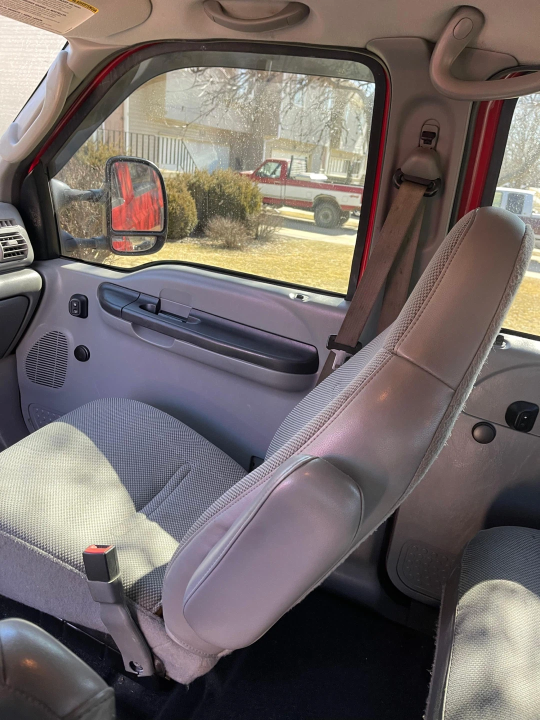 Ford F-250 Super Duty Truck - photo 5