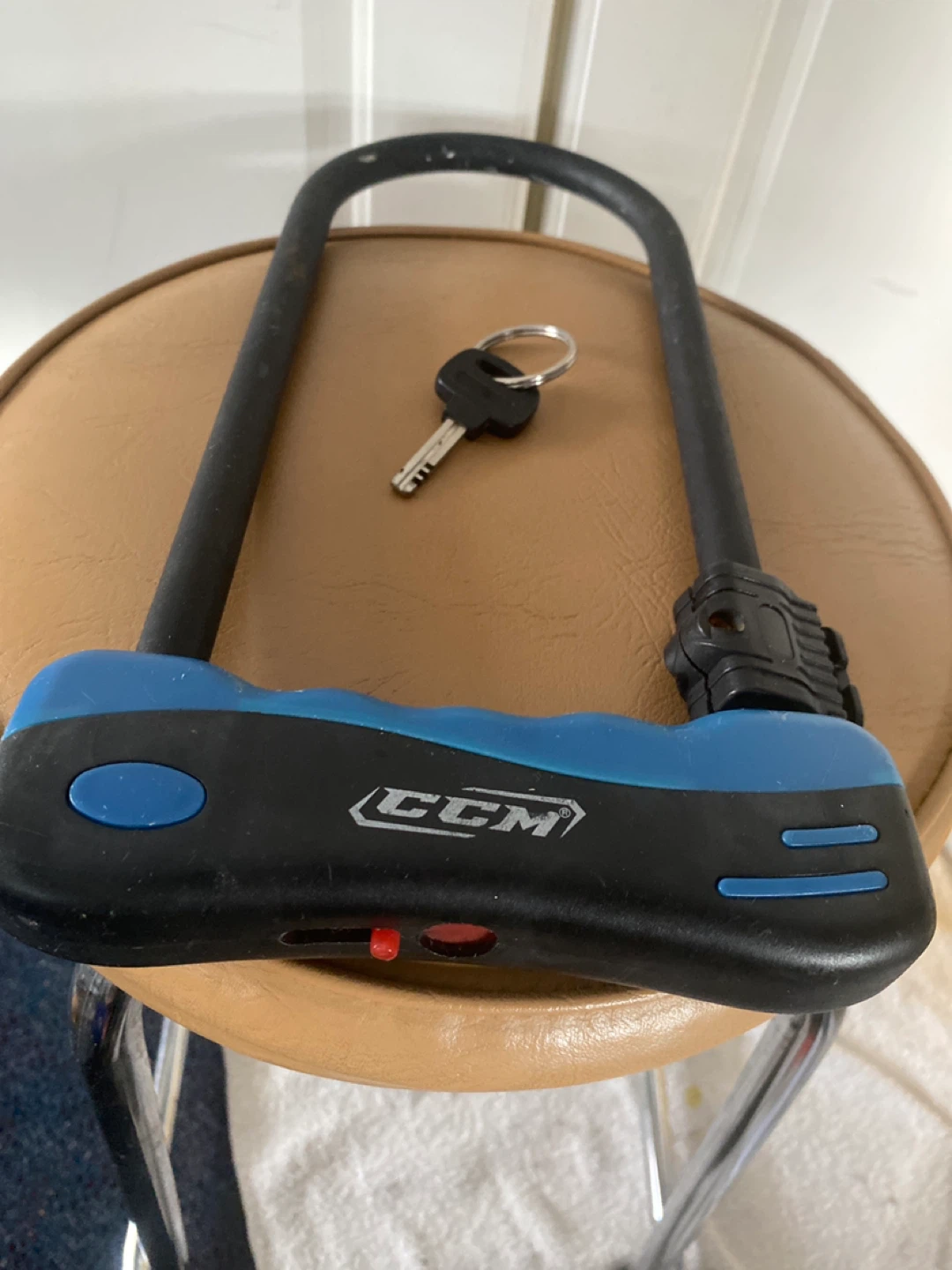 CCM U-Lock with Key - photo 3