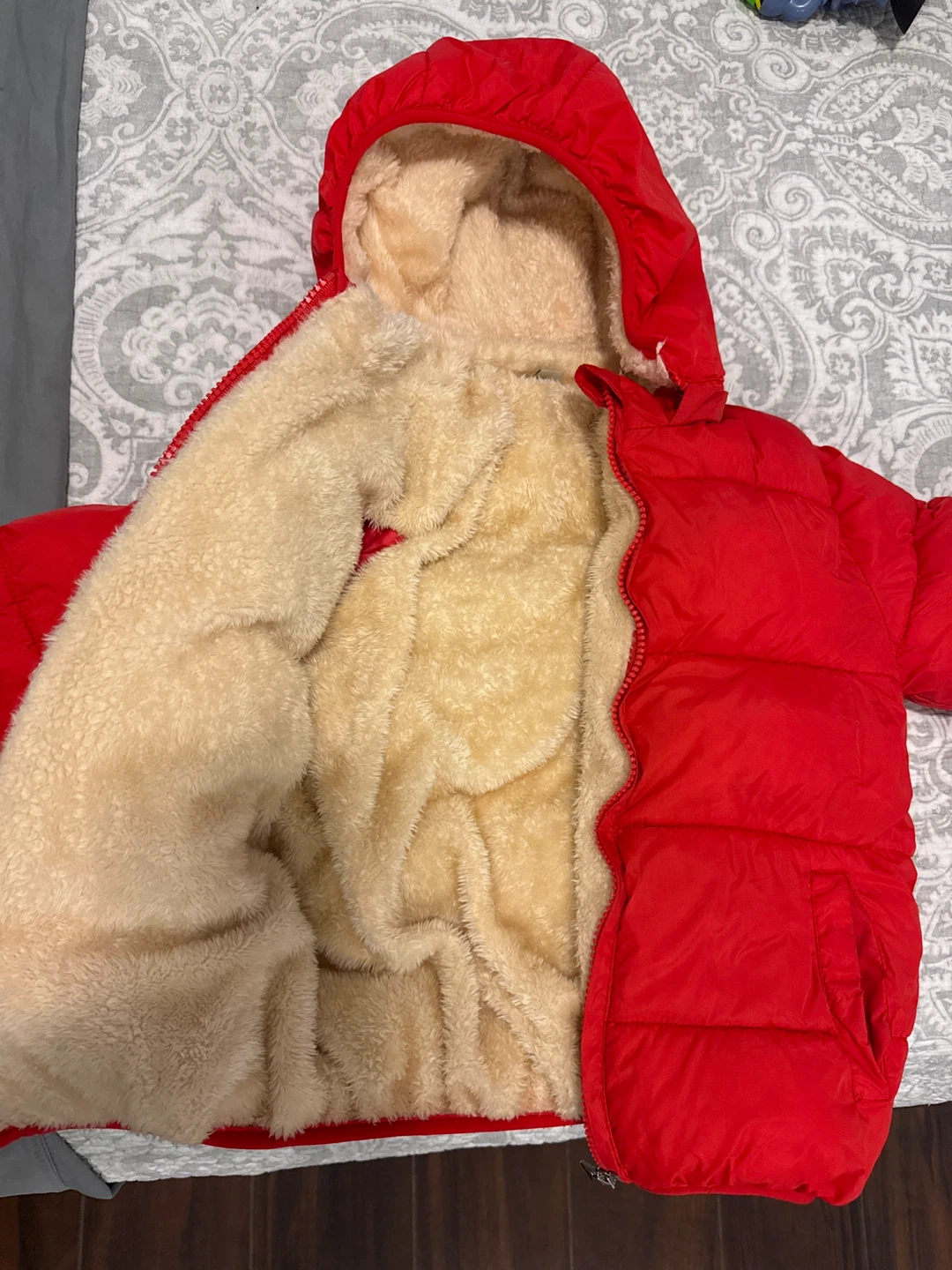 Red Puffer Winter Jacket with Fleece Lining 3-6 Yrs - photo 3