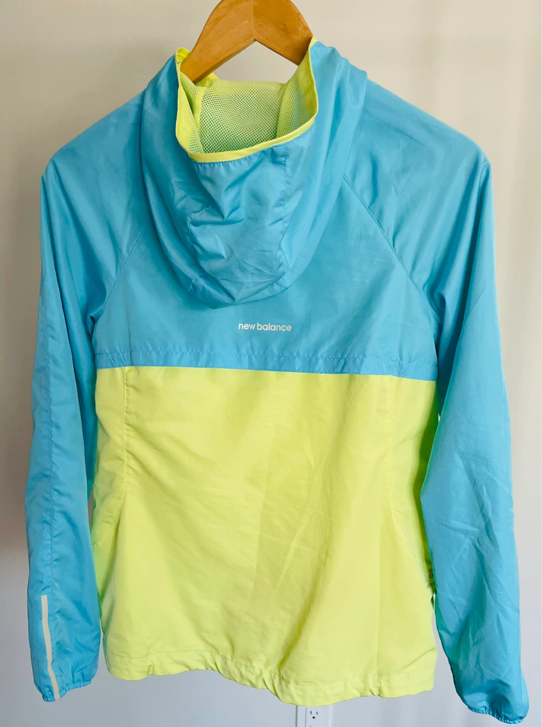 New Balance Women's Running Waterproof Jacket - Blue/Yellow - photo 4