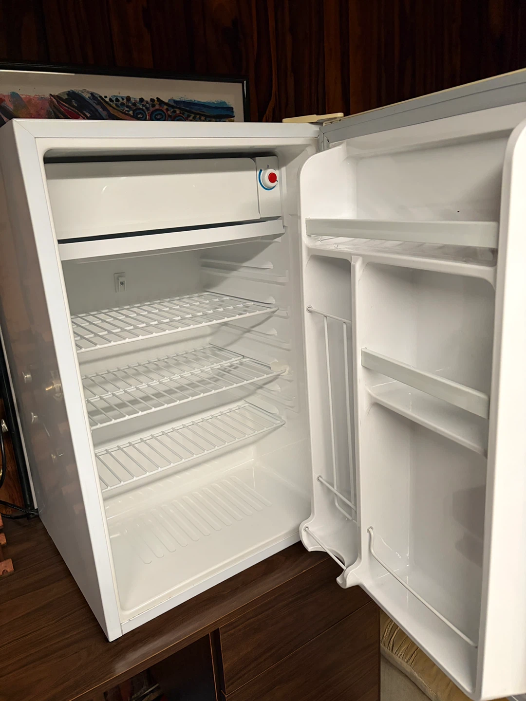 White Compact Refrigerator - photo 2