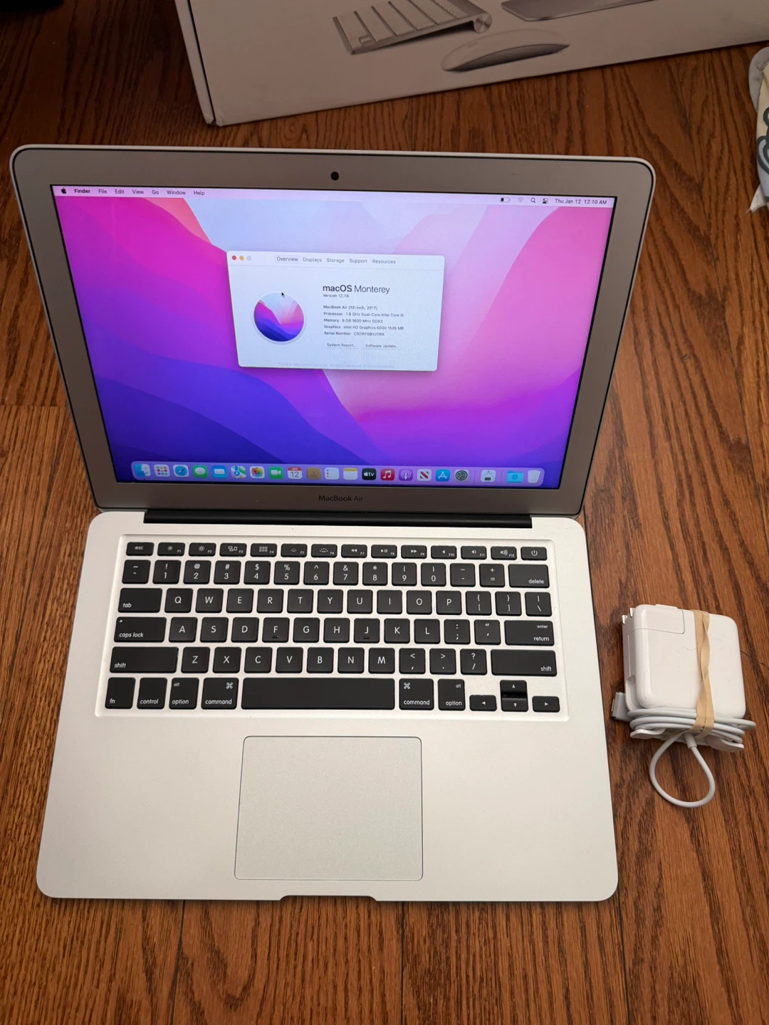 2017 MacBook Air 13”/8GB RAM/256GB SSD/Good Battery