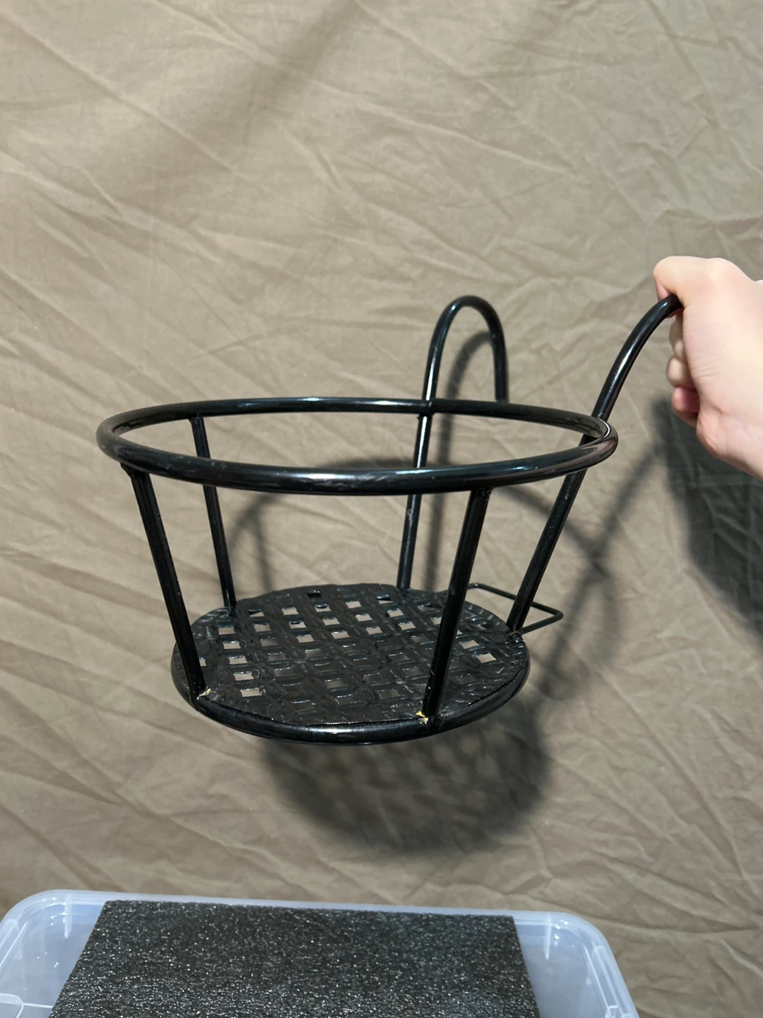 Black Metal Hanging Planter Basket