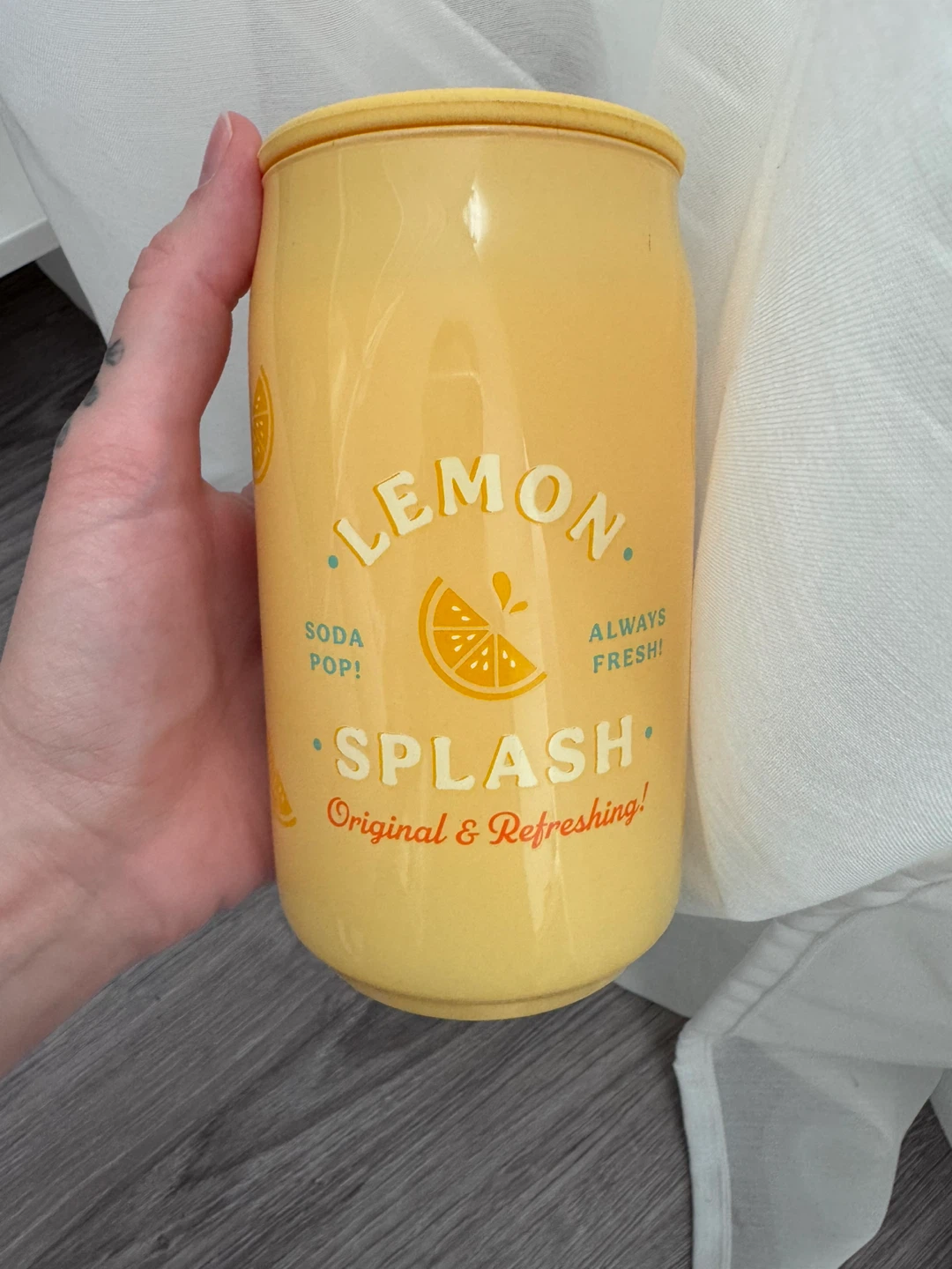 Lemon Splash Soda Can Candle - photo 3