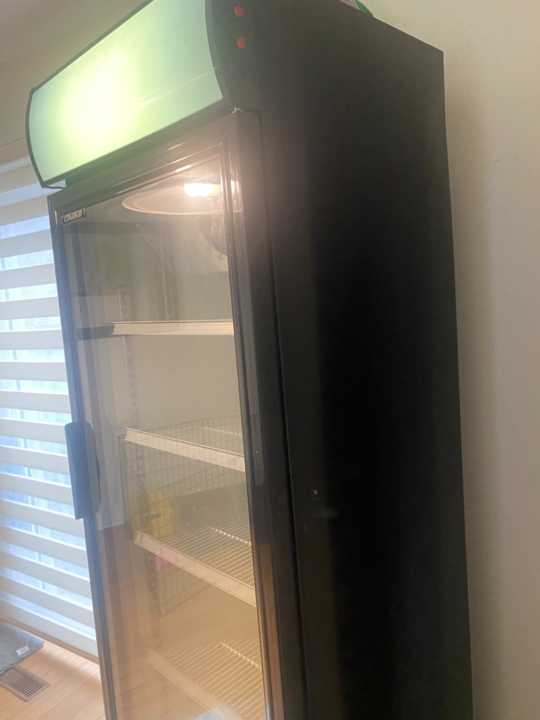 Cooler Display Fridge - photo 3